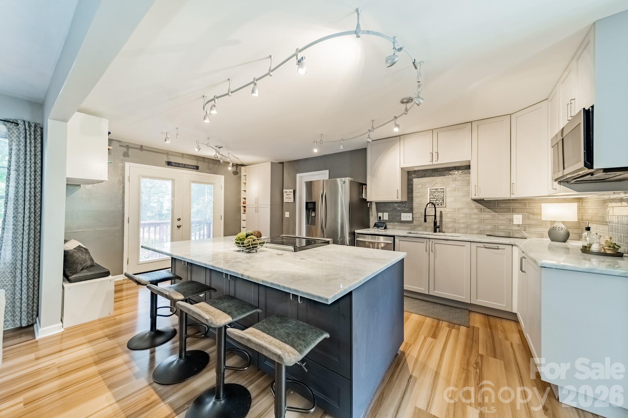 5815 Chapel Creek Court