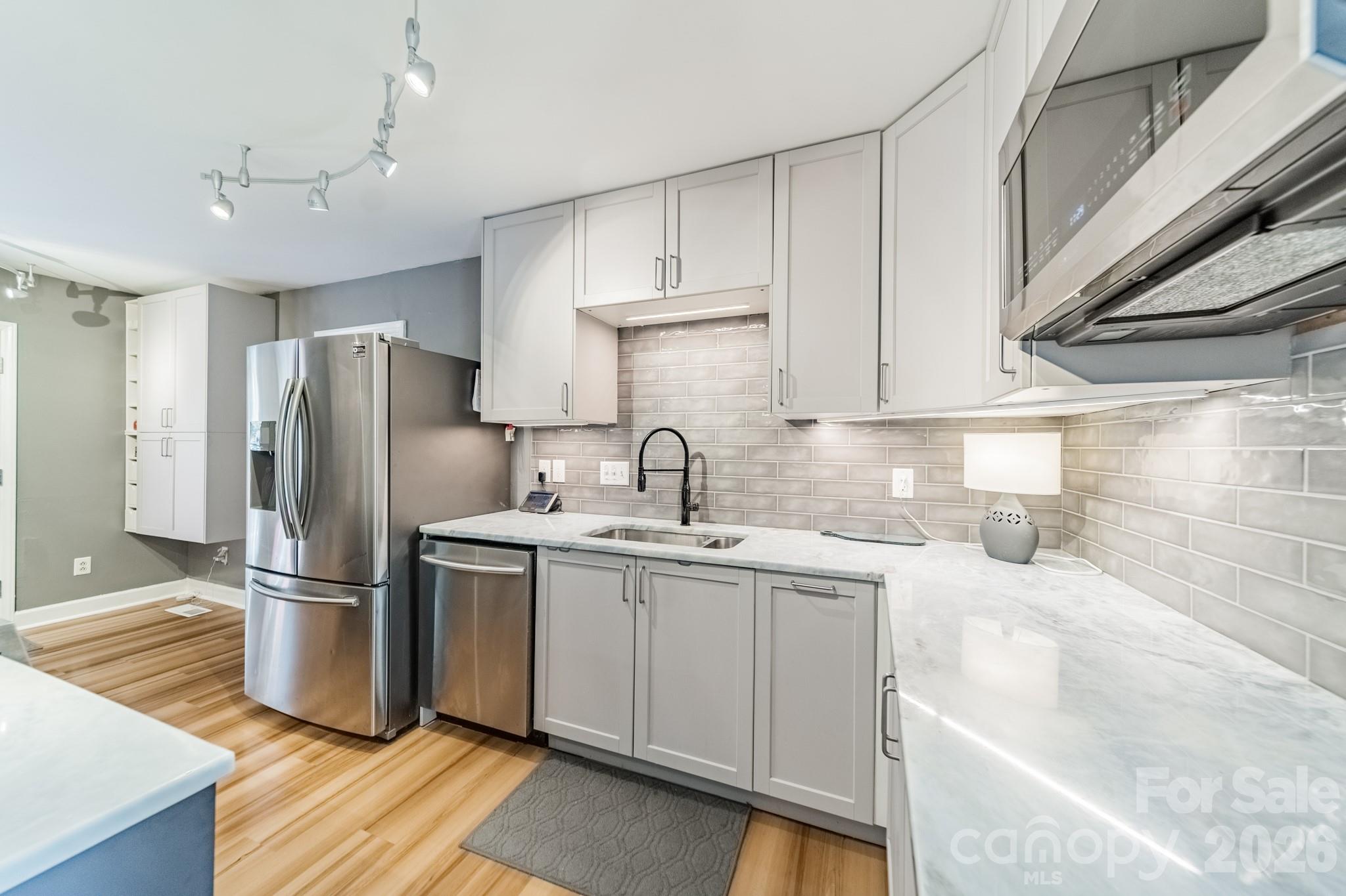 5815 Chapel Creek Court