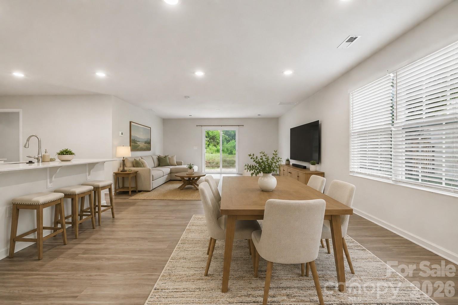 1512 Forkhorn Drive
