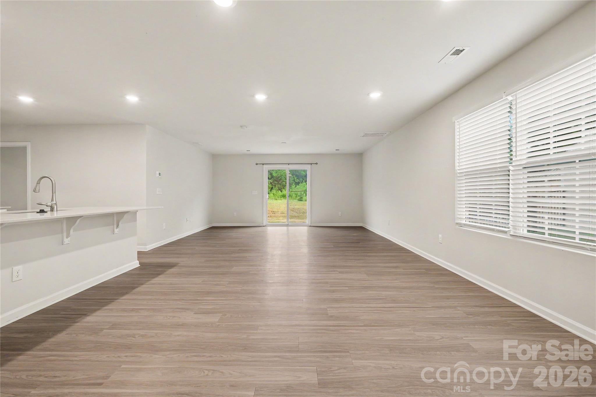 1512 Forkhorn Drive