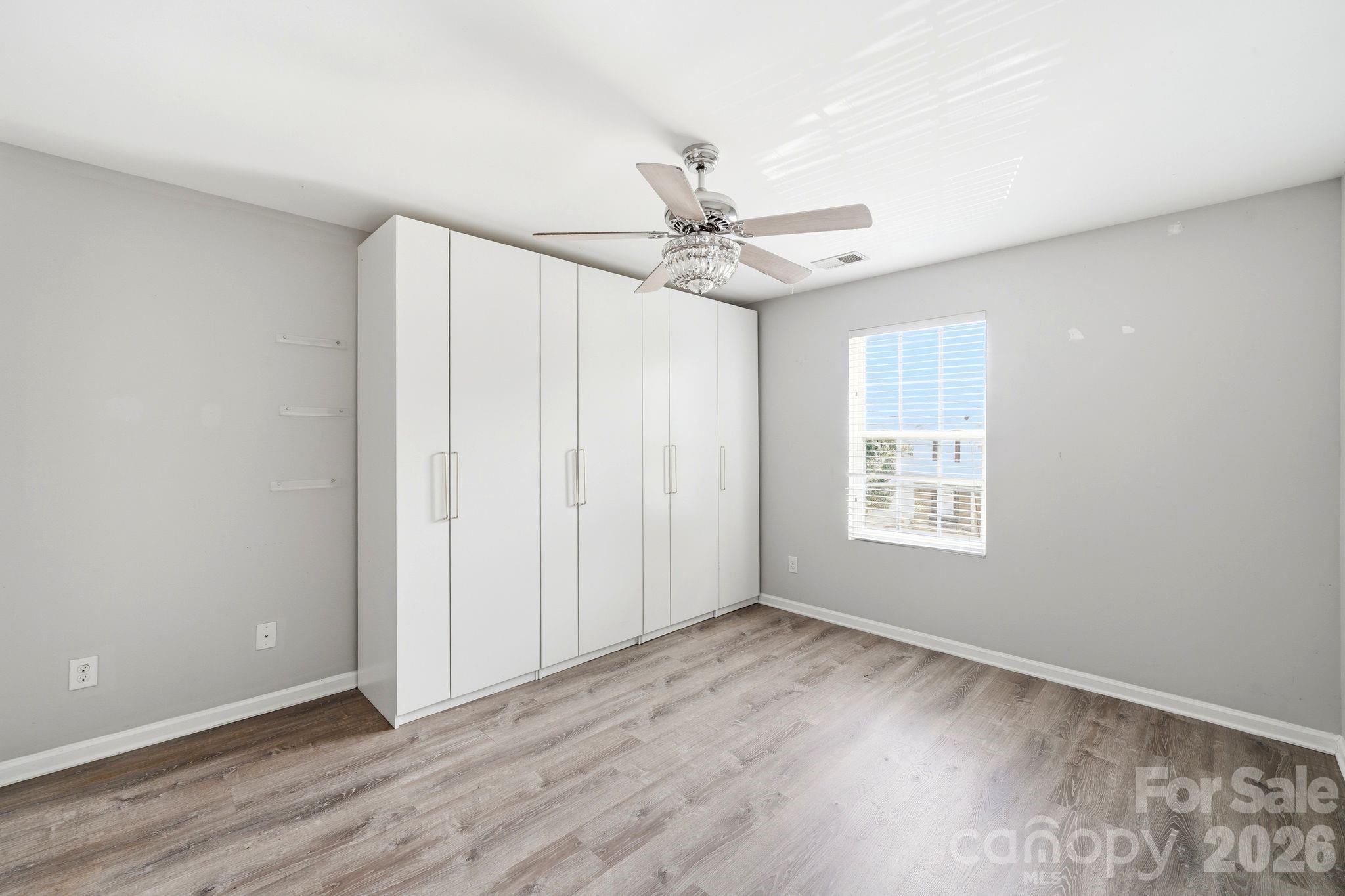 5011 Elementary View Drive