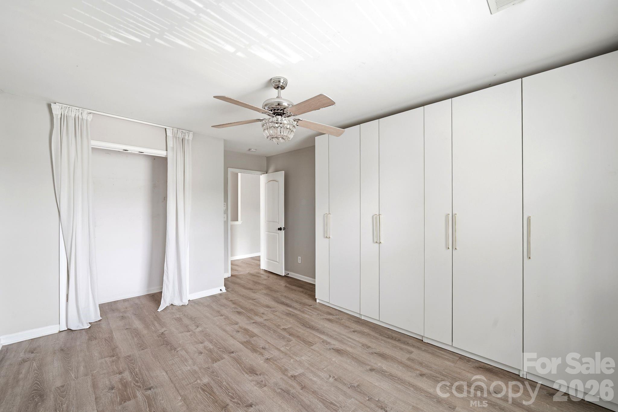 5011 Elementary View Drive