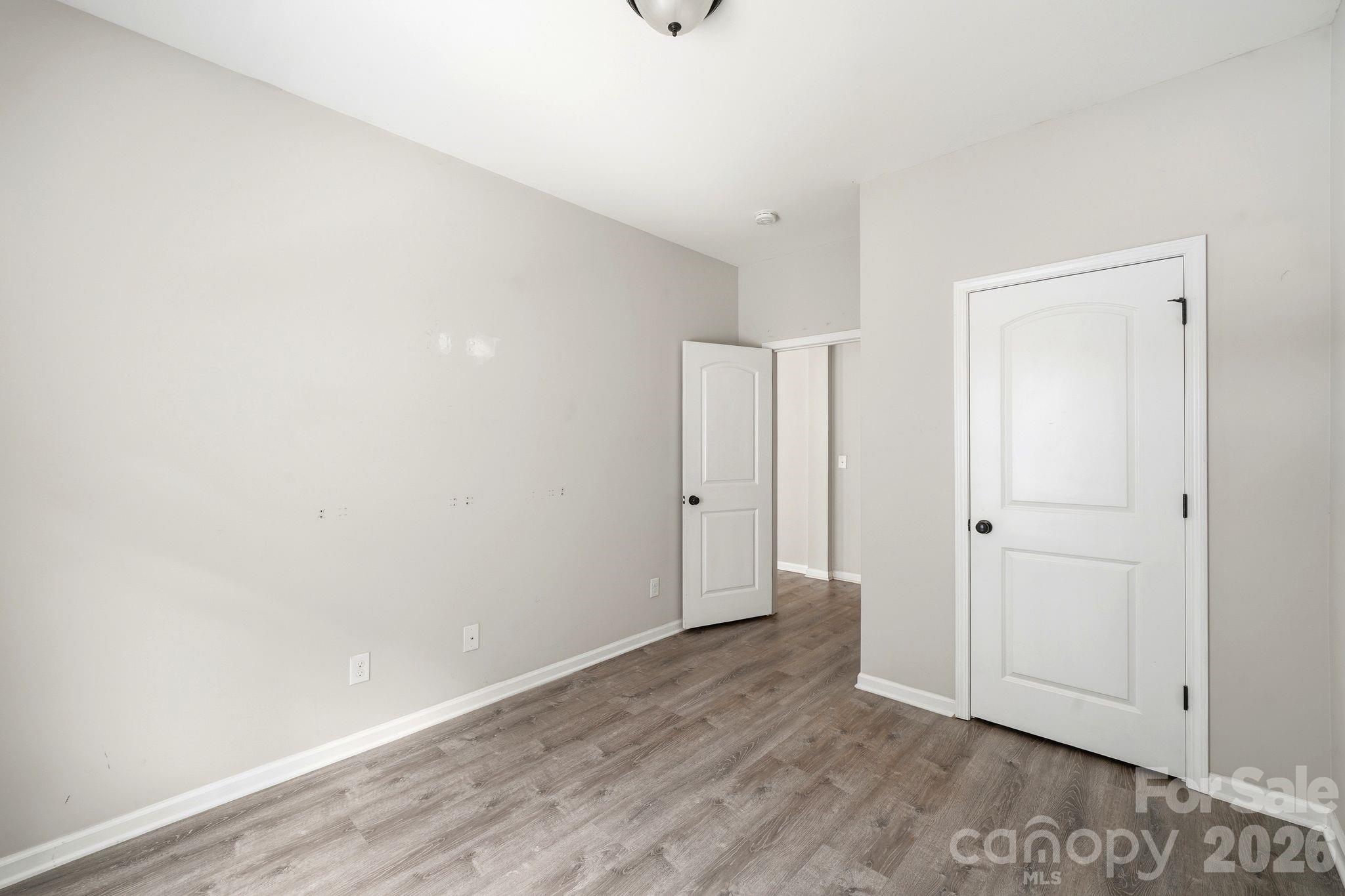5011 Elementary View Drive