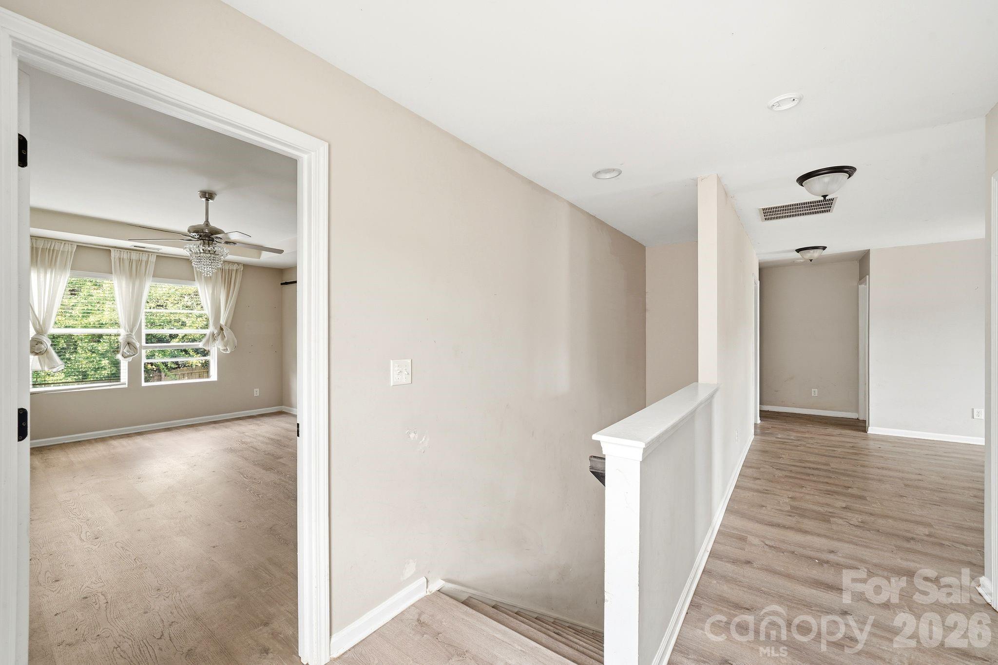 5011 Elementary View Drive