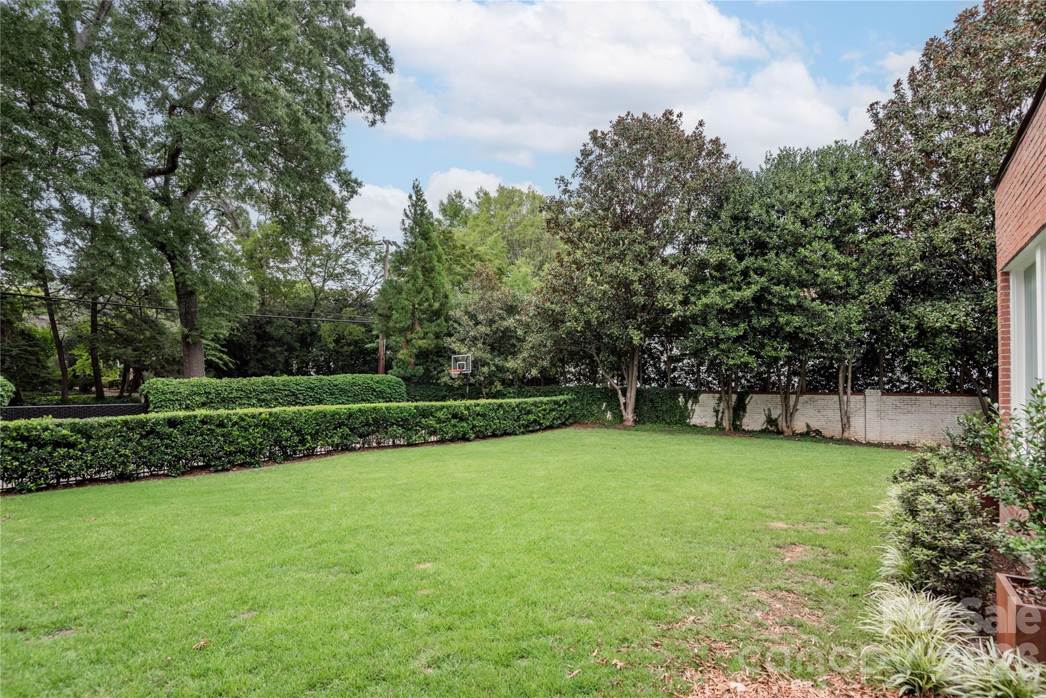 1101 Belgrave Place