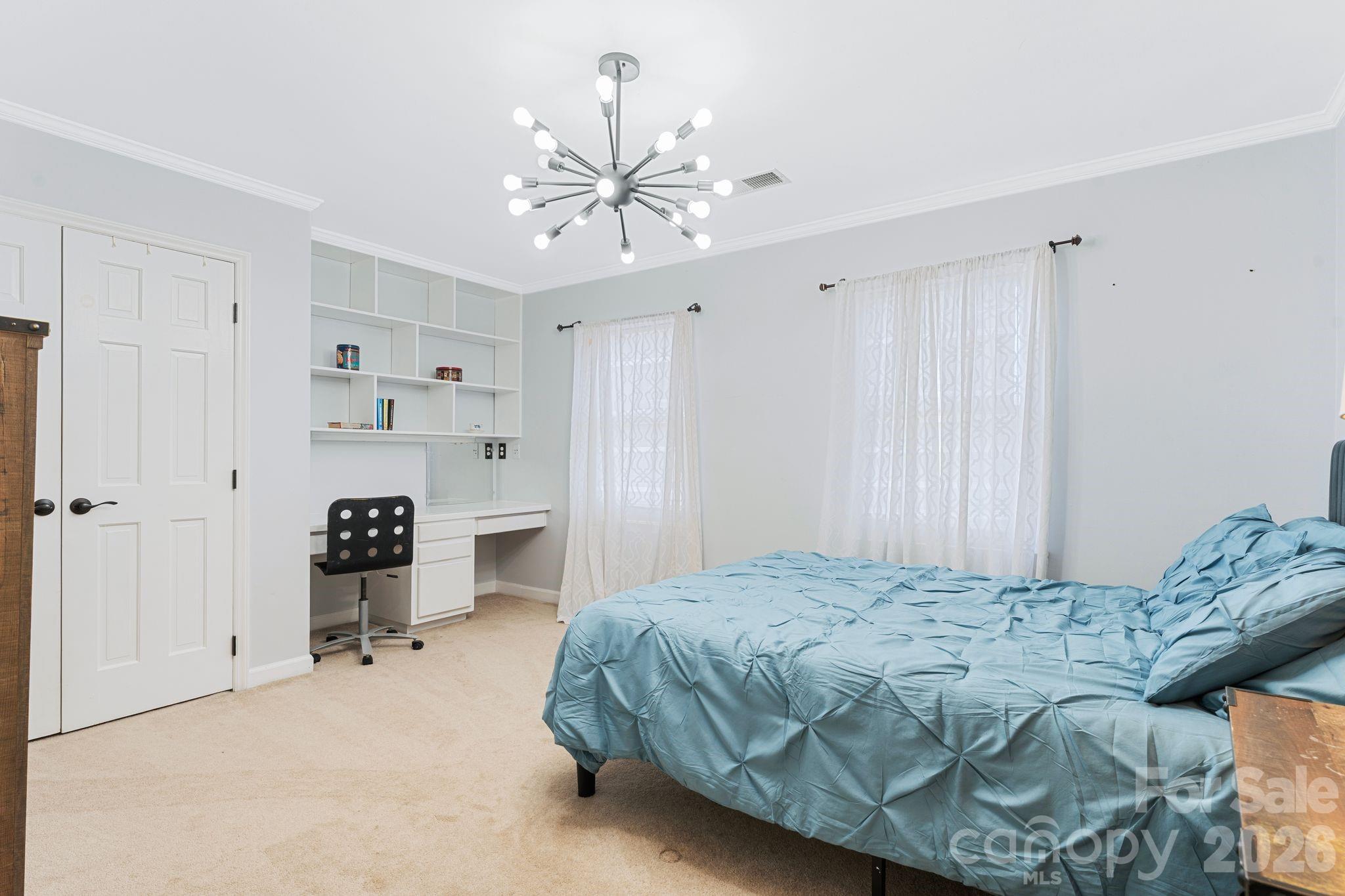 1006 Chelsea Place