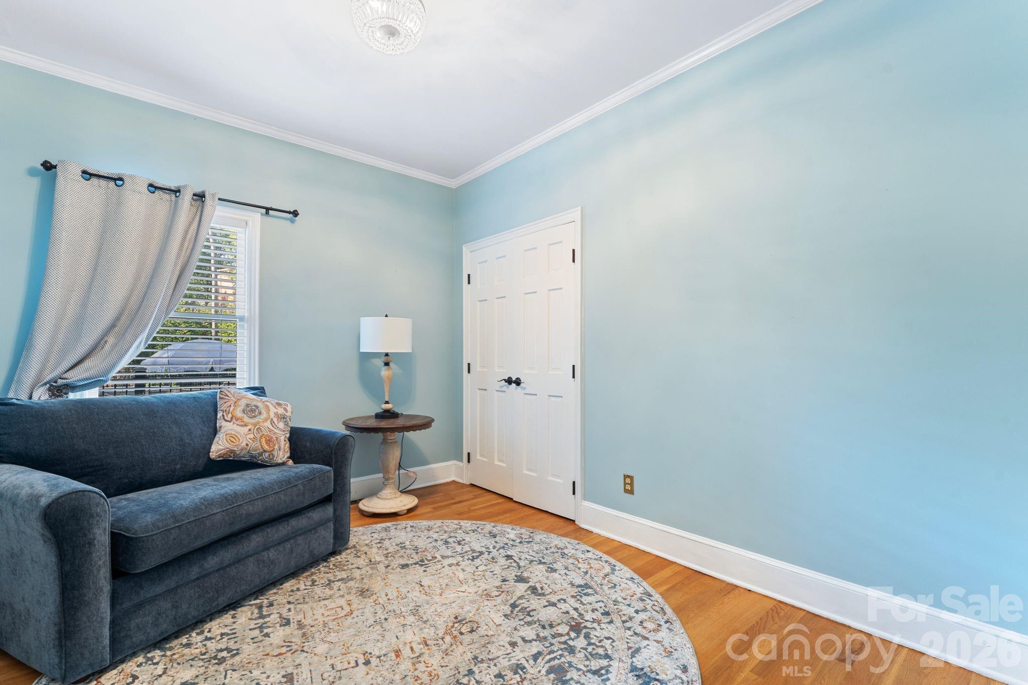 1006 Chelsea Place