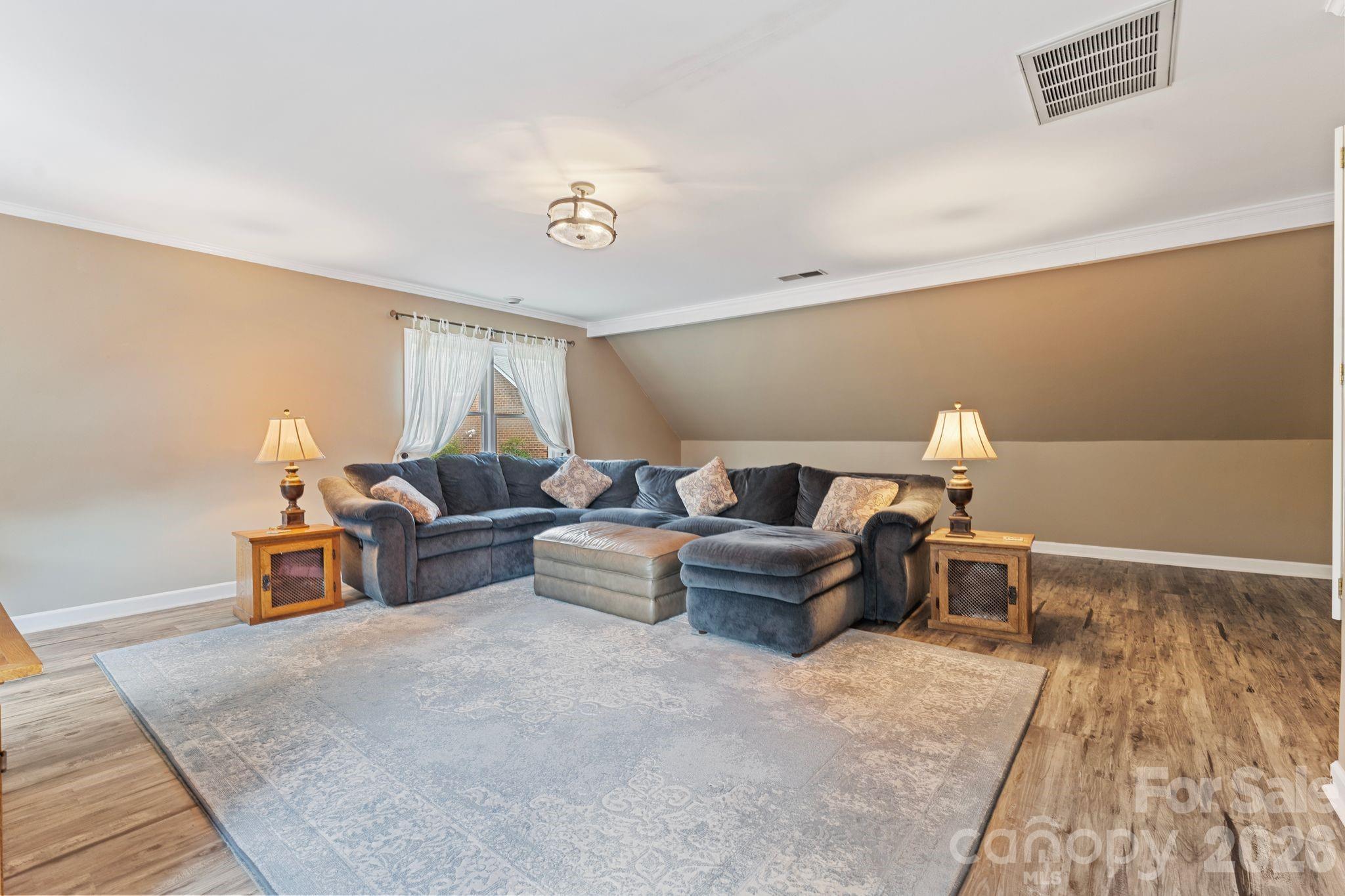 1006 Chelsea Place