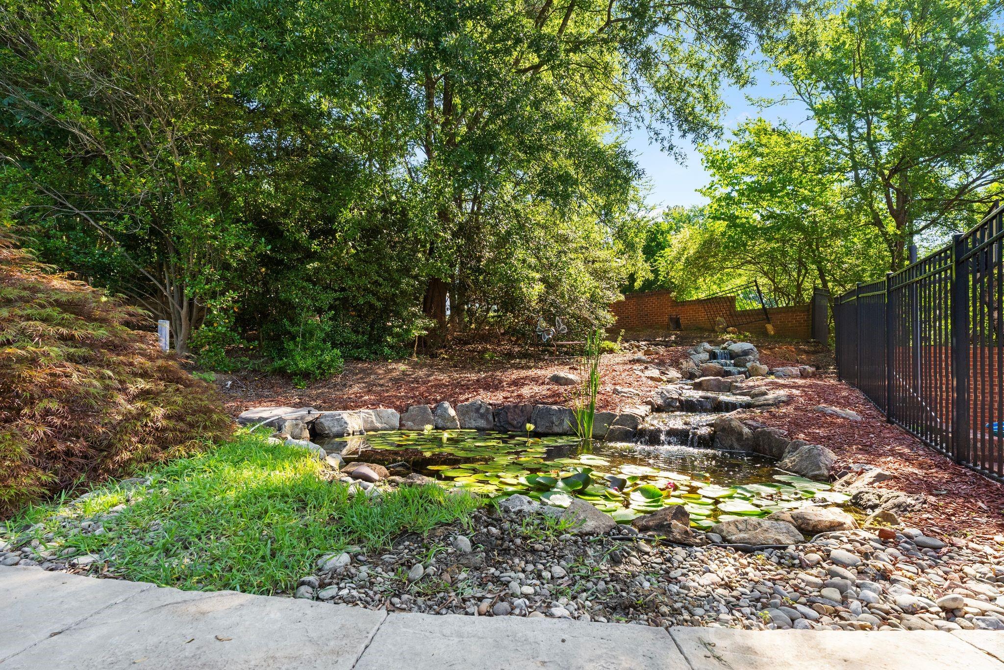 1006 Chelsea Place