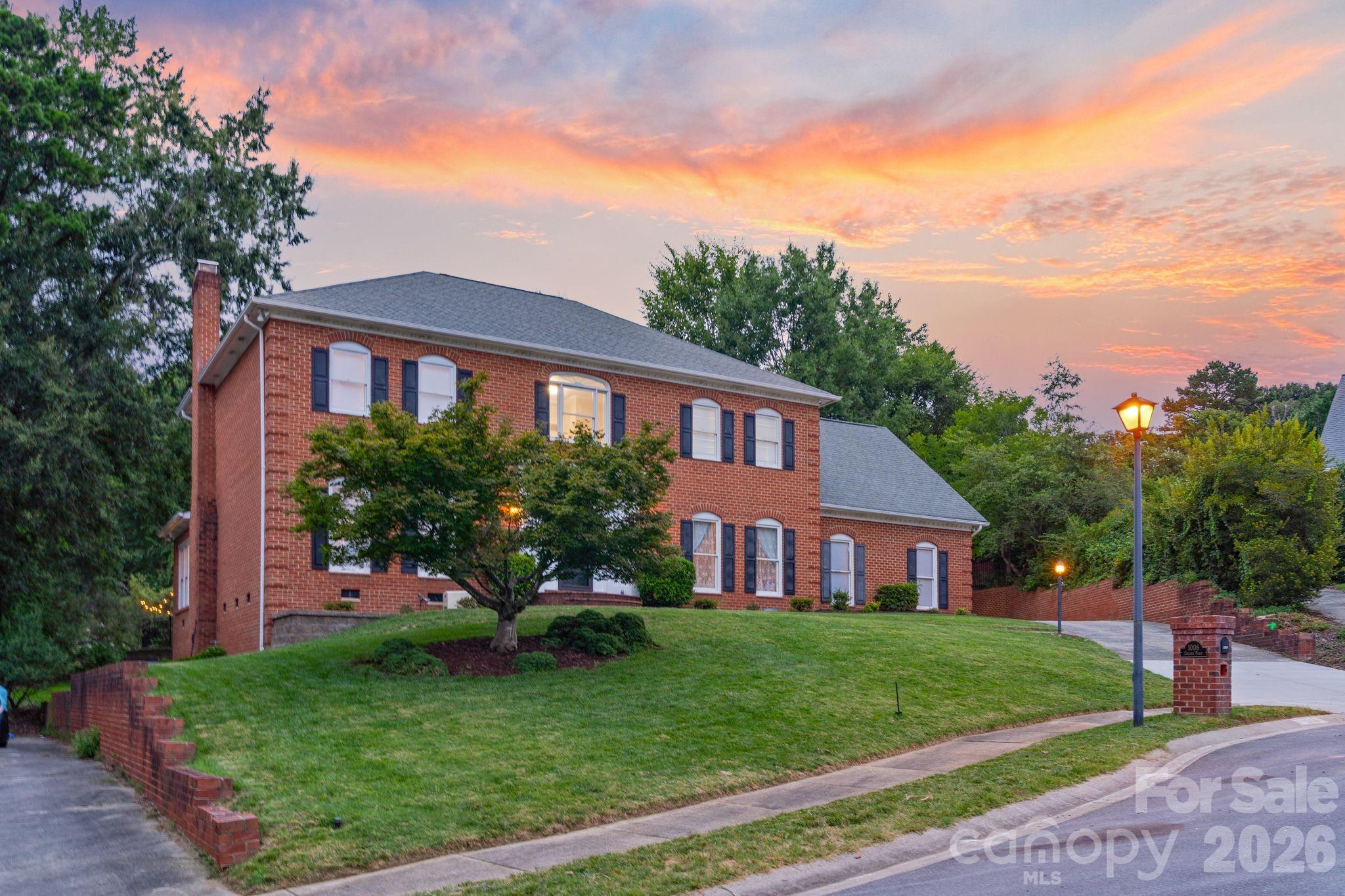 1006 Chelsea Place