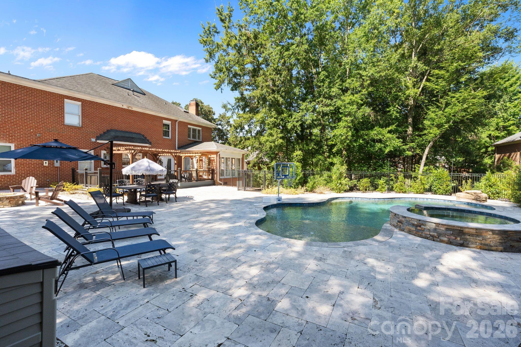 1006 Chelsea Place