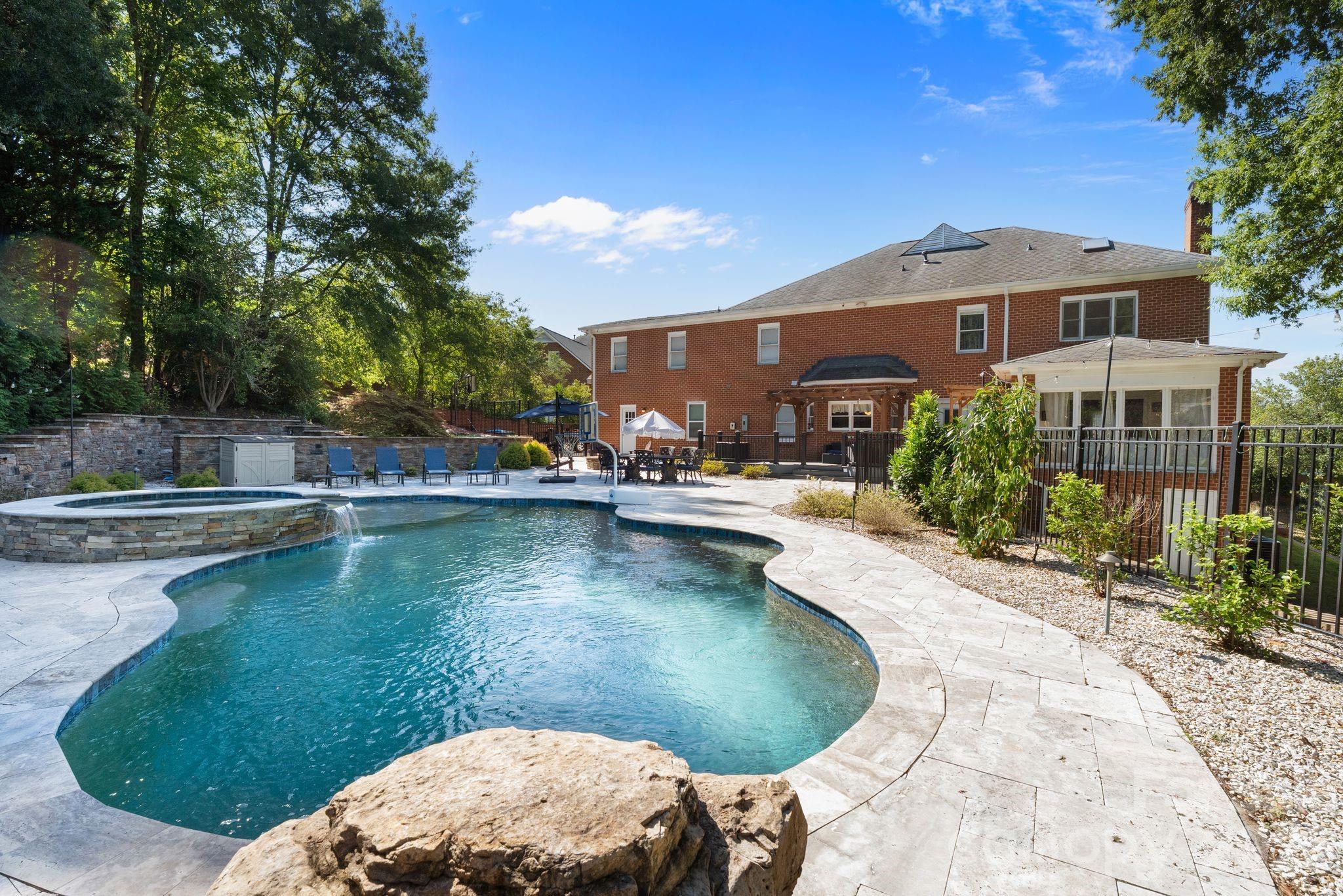 1006 Chelsea Place