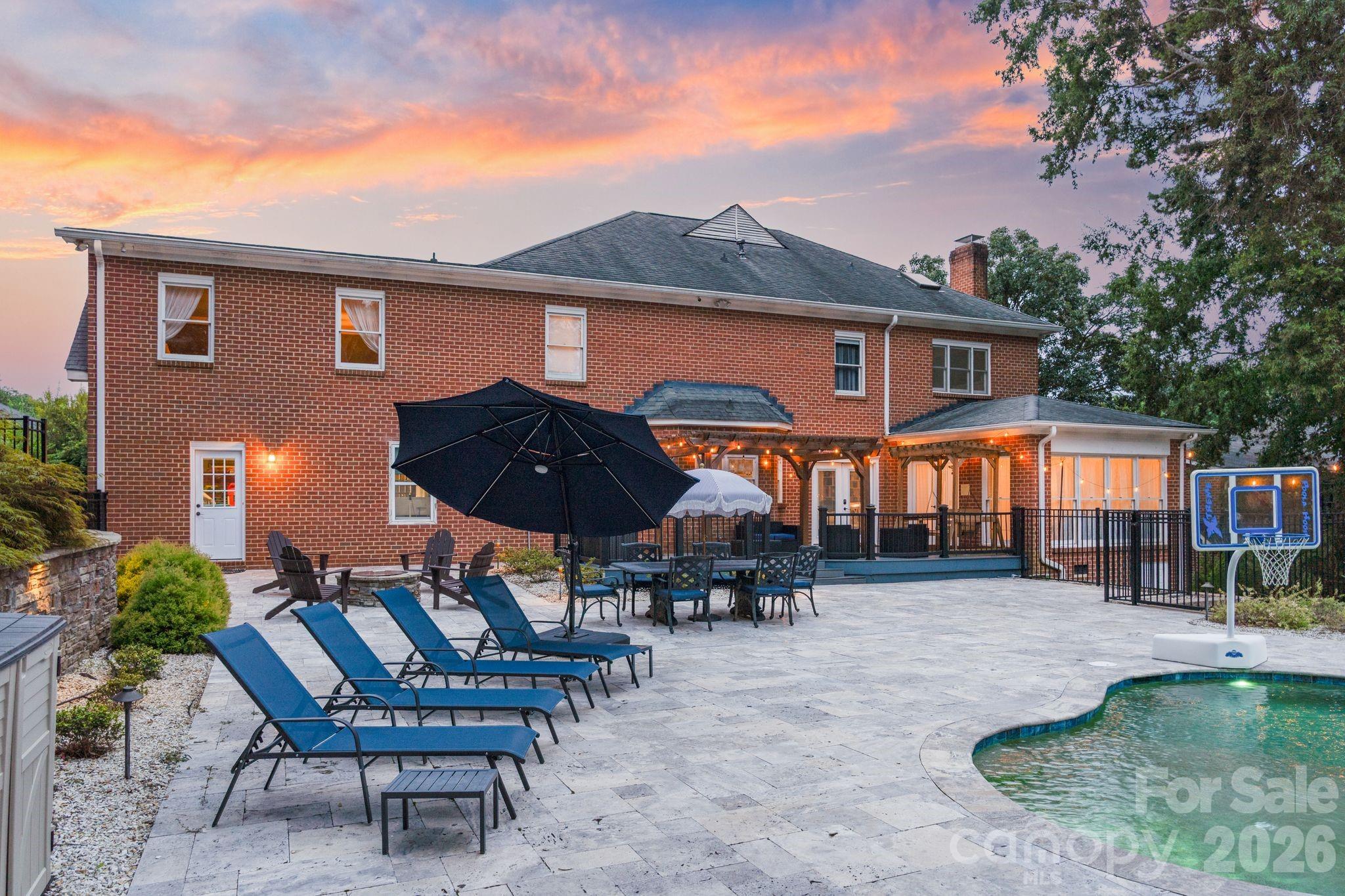 1006 Chelsea Place