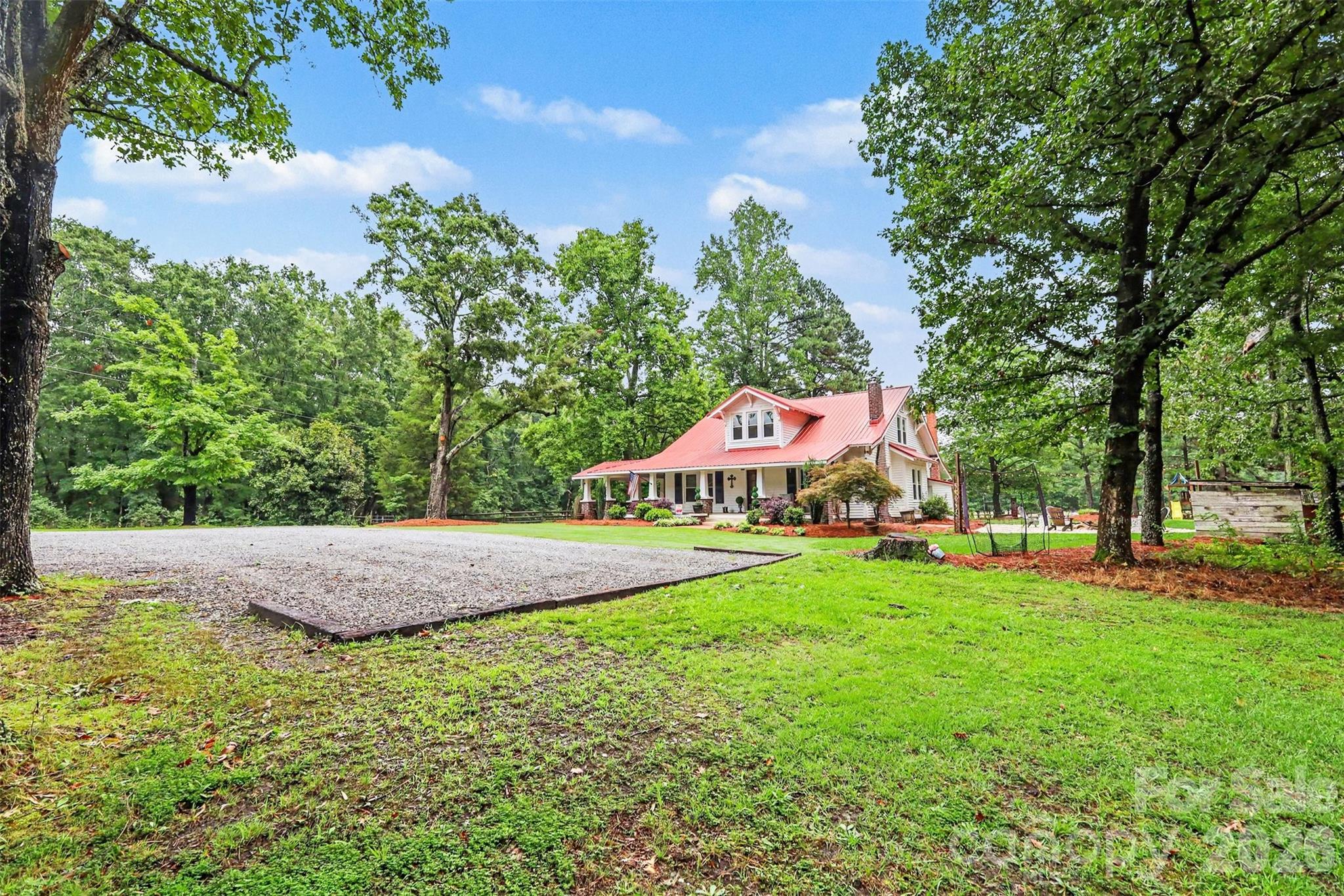 134 Mauney Farm Road