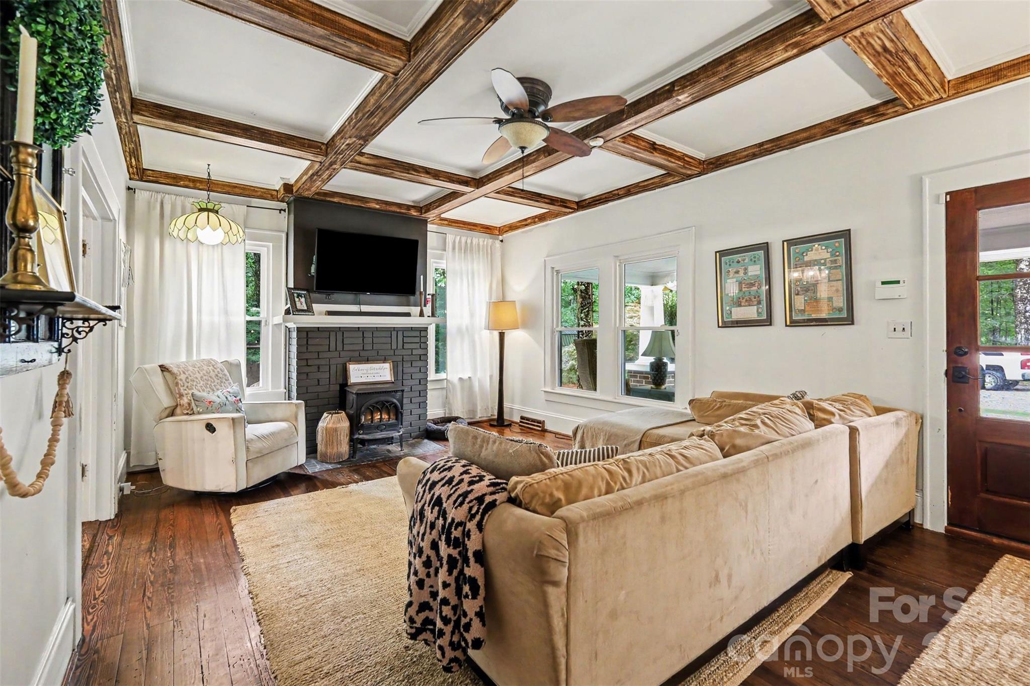 134 Mauney Farm Road