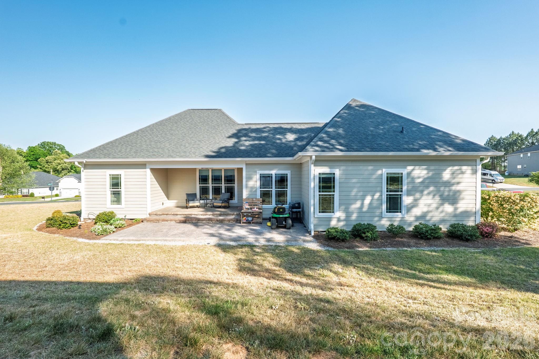 285 Jaida Lane
