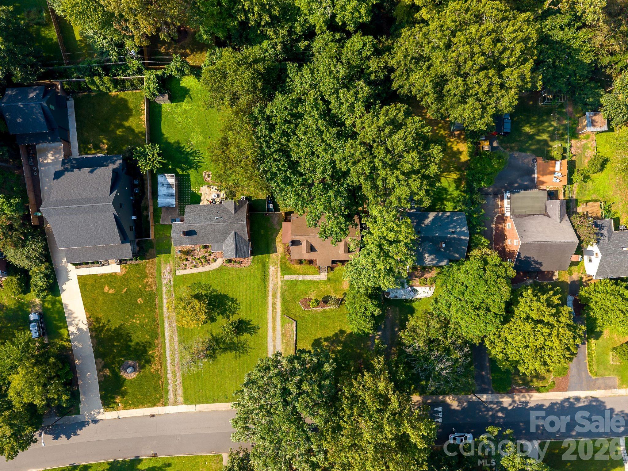 2220 Arnold Drive
