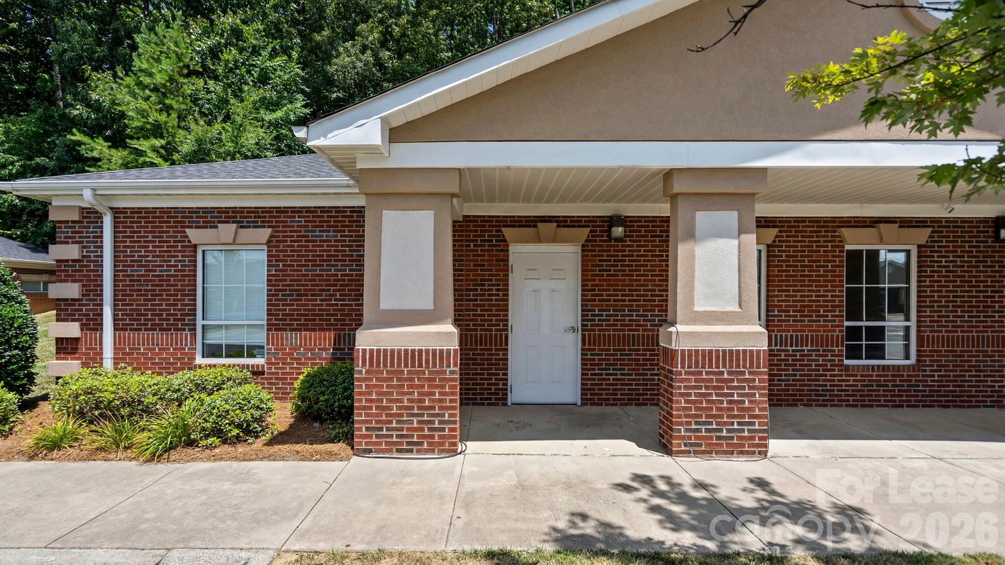 9719 Northeast Parkway