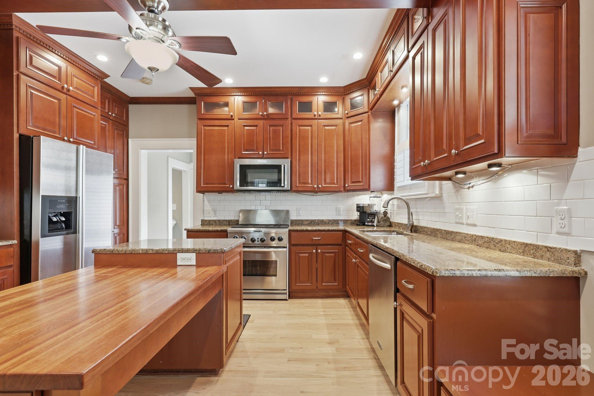 46 NW Marsh Avenue NW