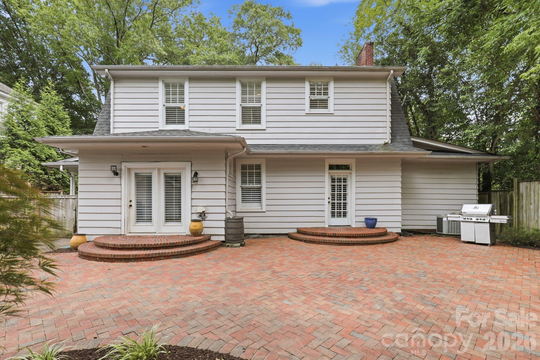 46 NW Marsh Avenue NW