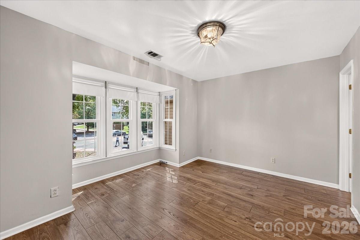 3220 Selwyn Farms Lane Unit: 5