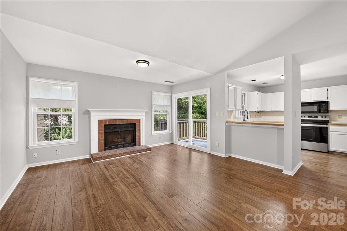 3220 Selwyn Farms Lane Unit: 5