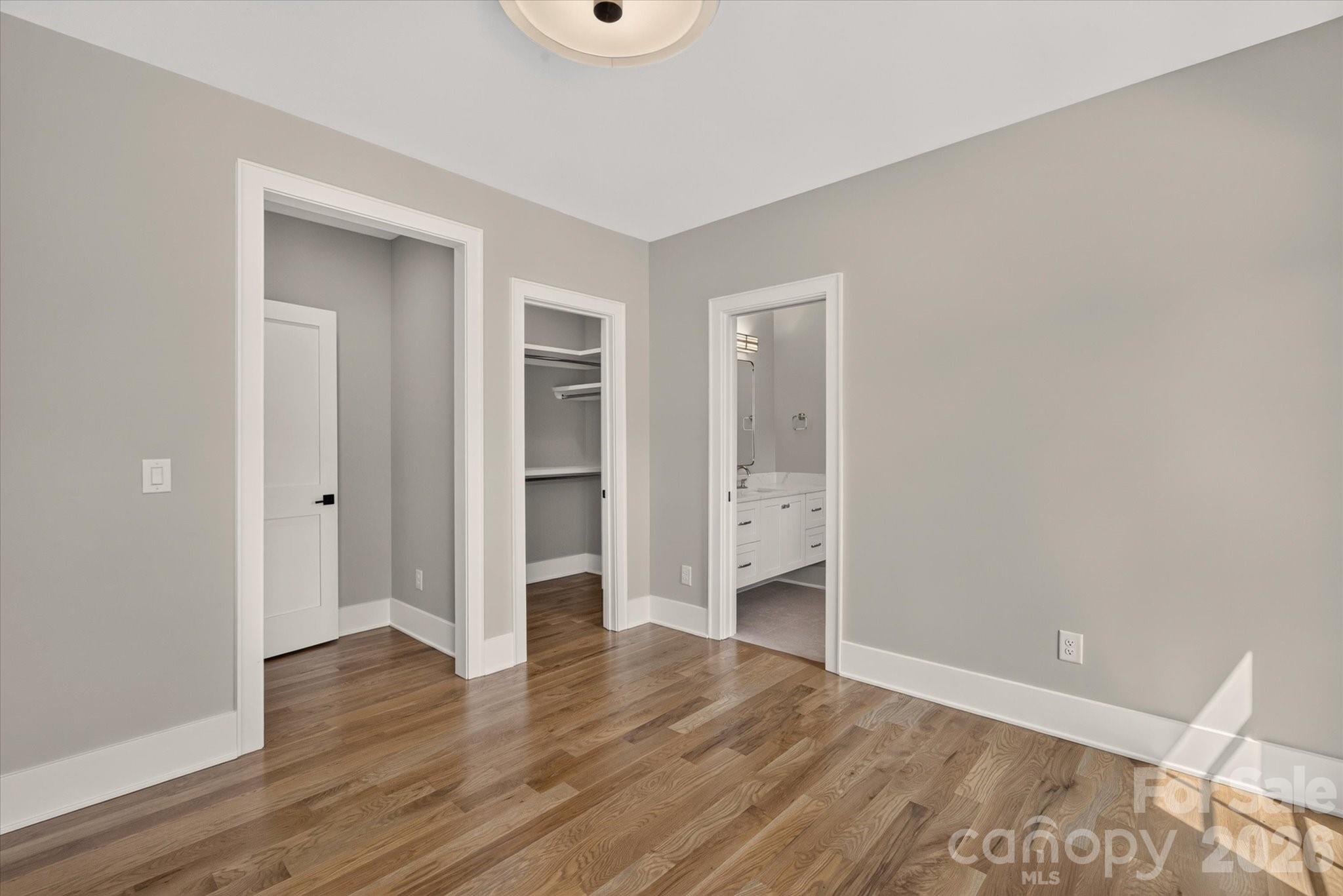 213 Crest Court
