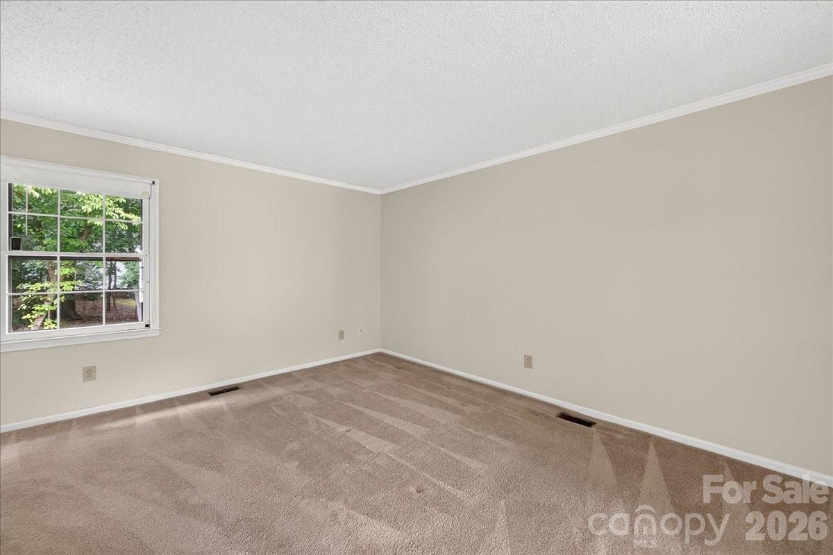 5000 Cedar Forest Drive