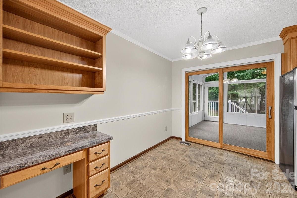 5000 Cedar Forest Drive