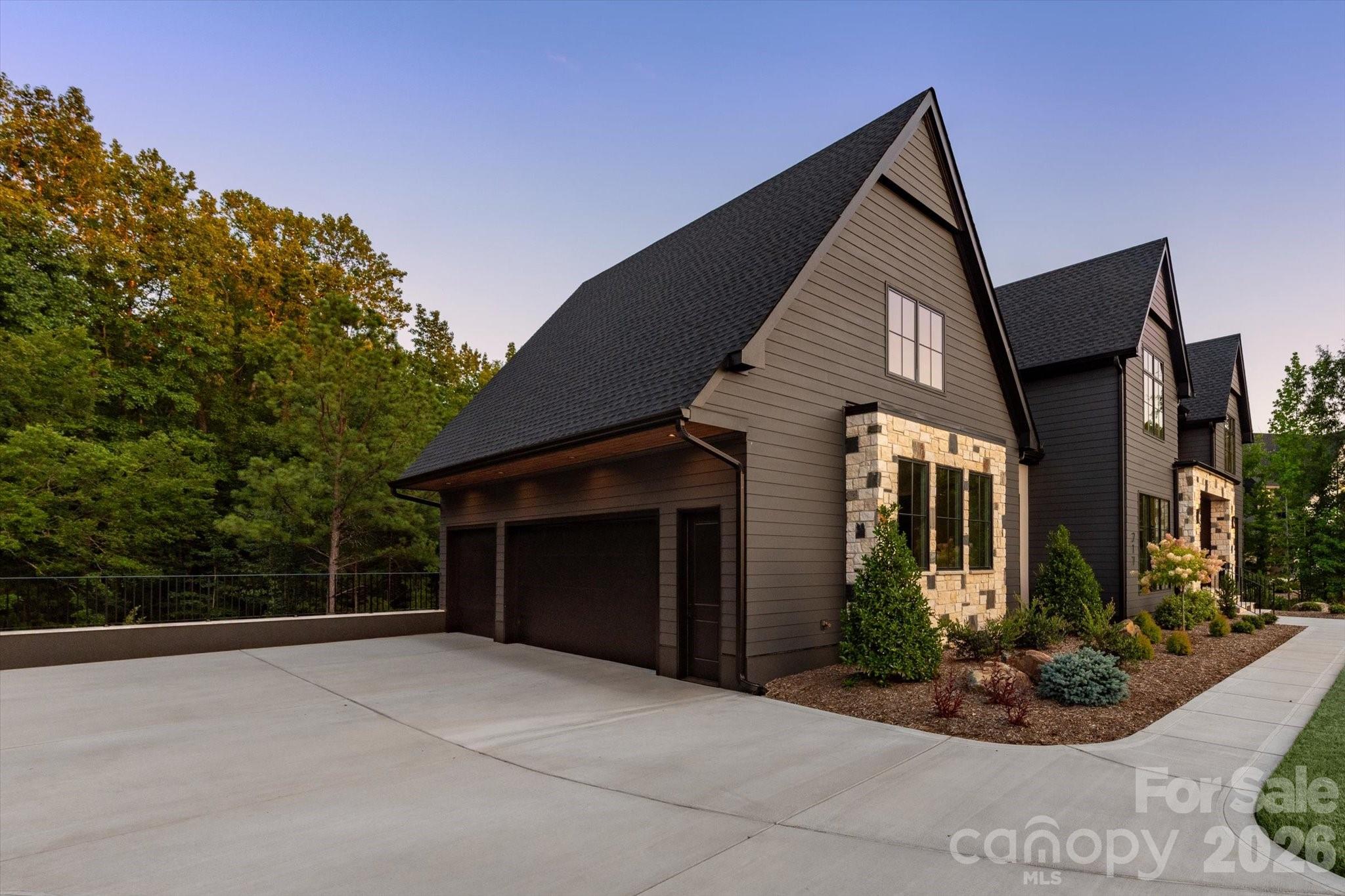 217 Crest Court