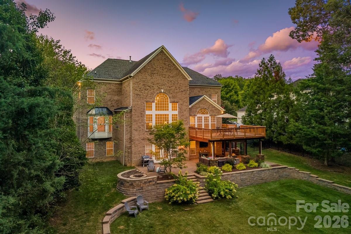 7315 Yellowhorn Trail