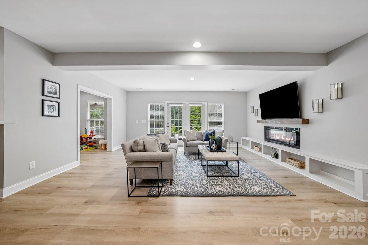 7315 Yellowhorn Trail