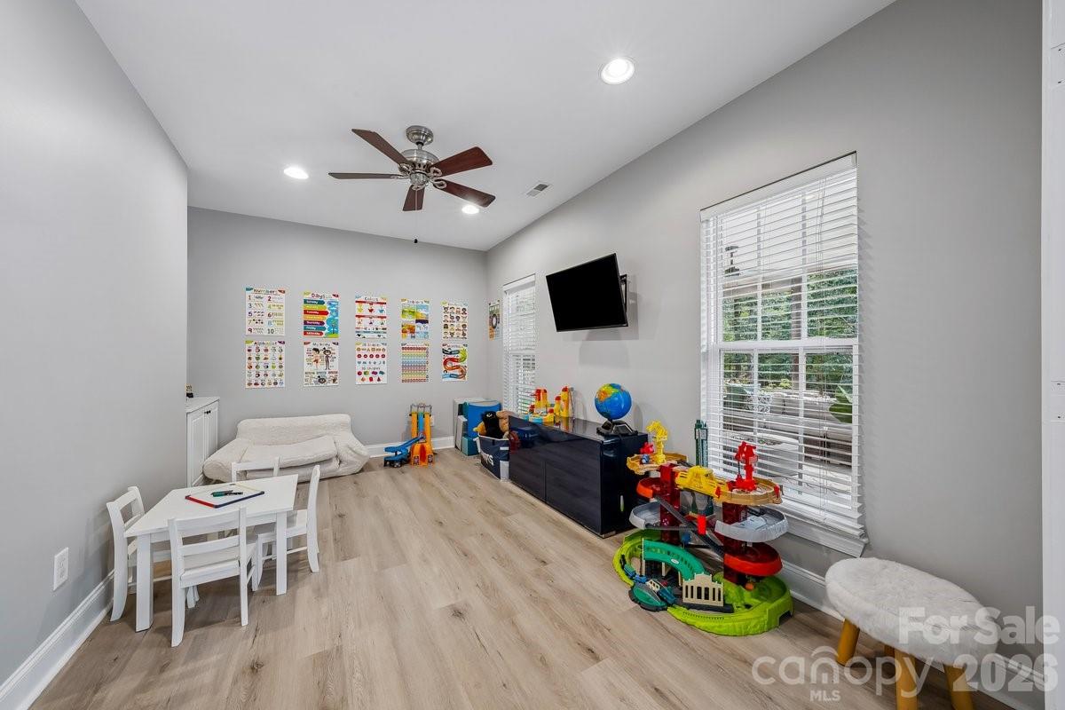 7315 Yellowhorn Trail