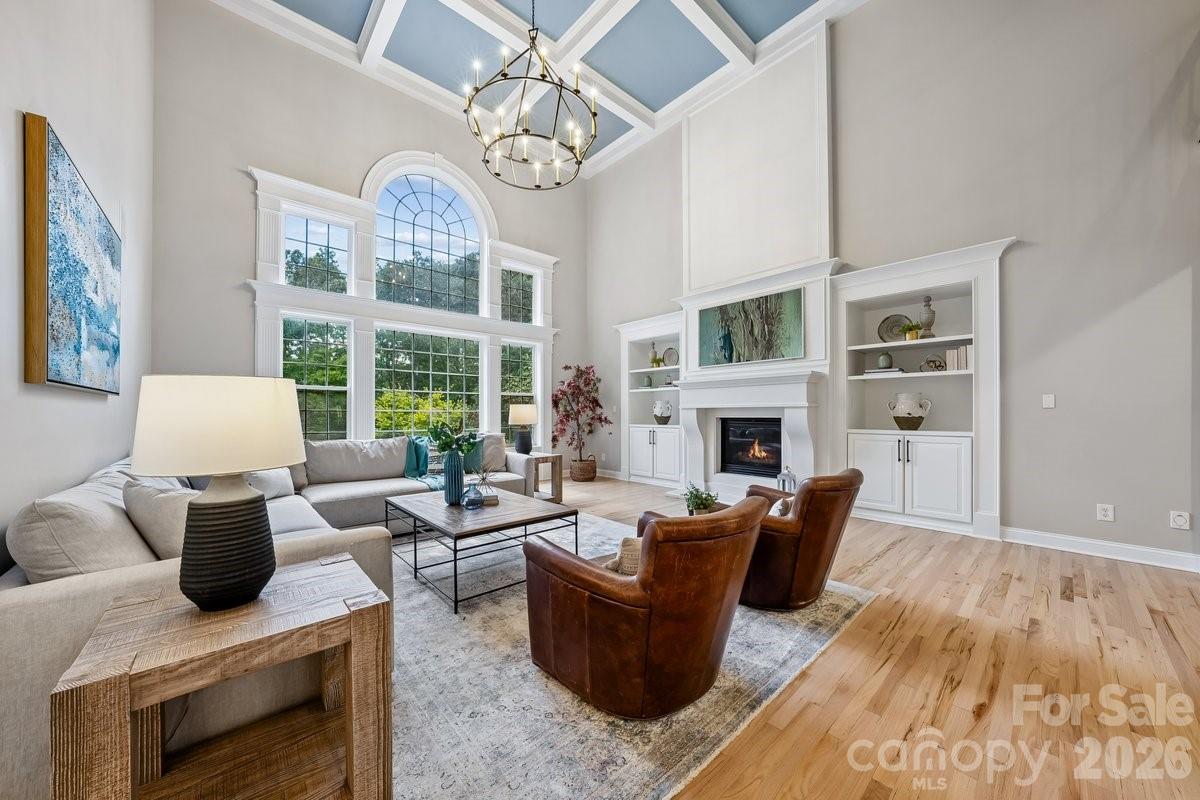 7315 Yellowhorn Trail