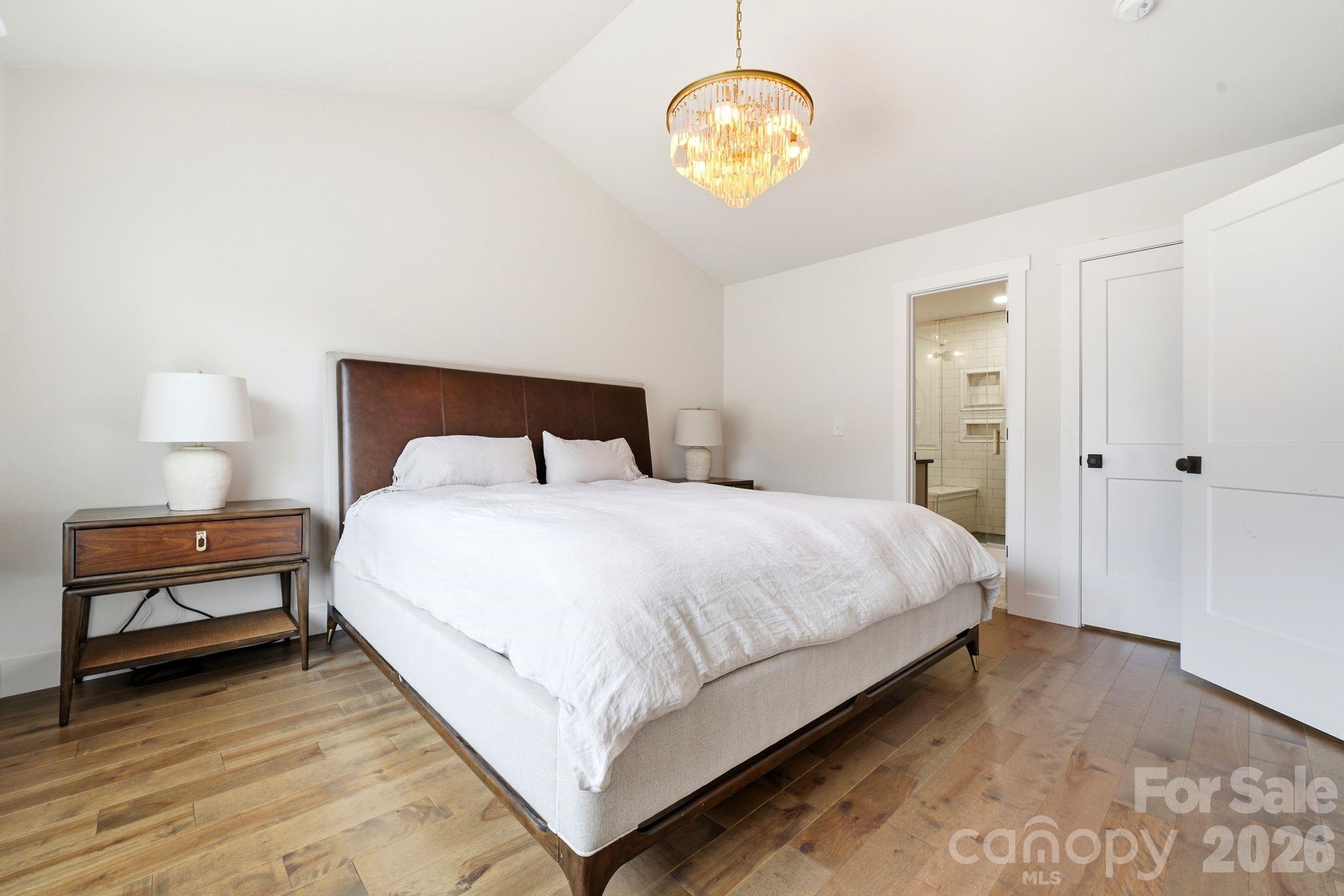 1556 Meadow Glen Lane