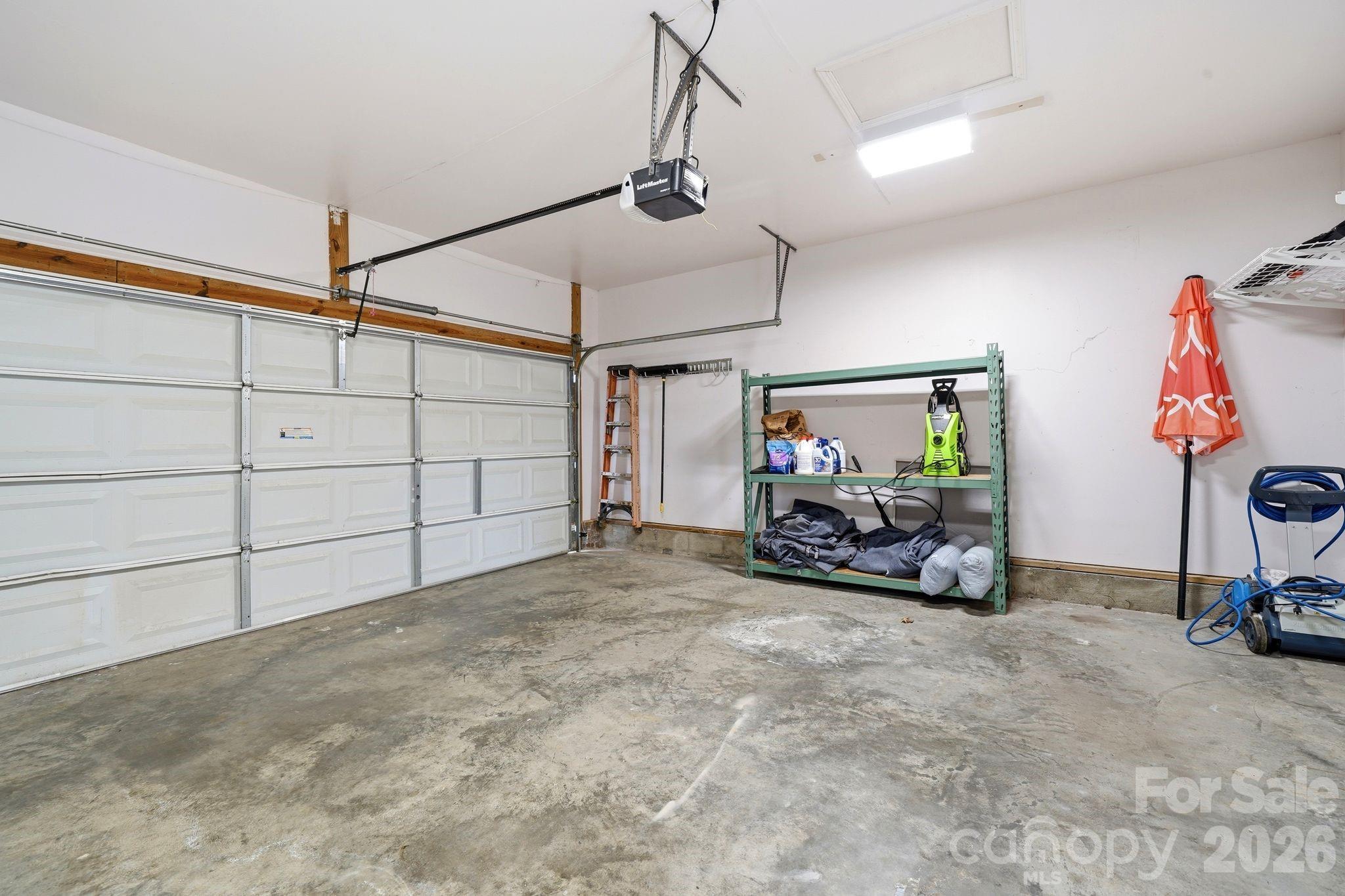 1556 Meadow Glen Lane