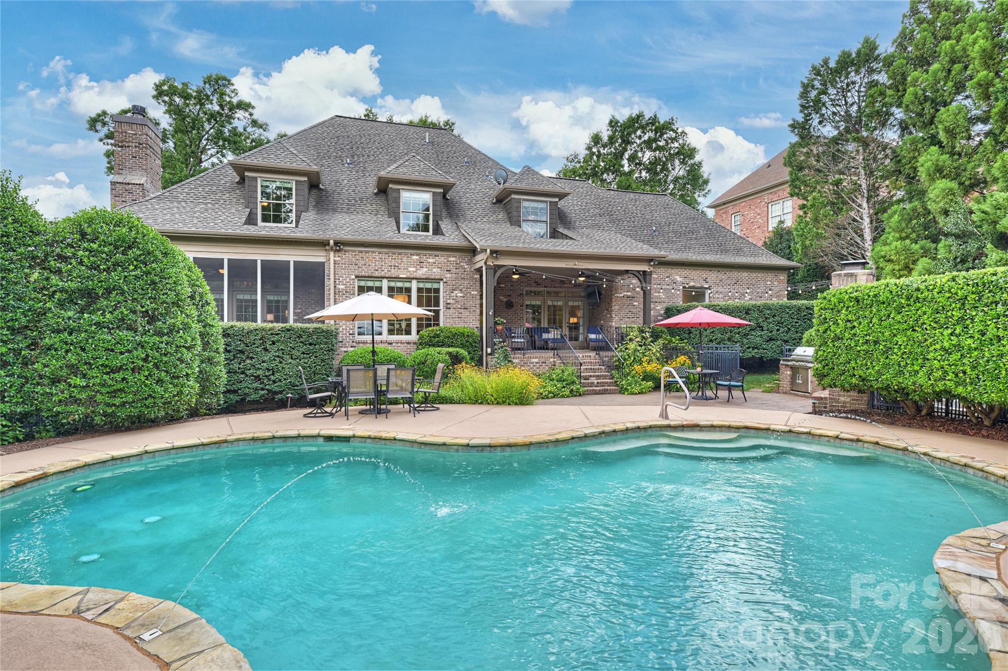 1501 Venetian Way Drive
