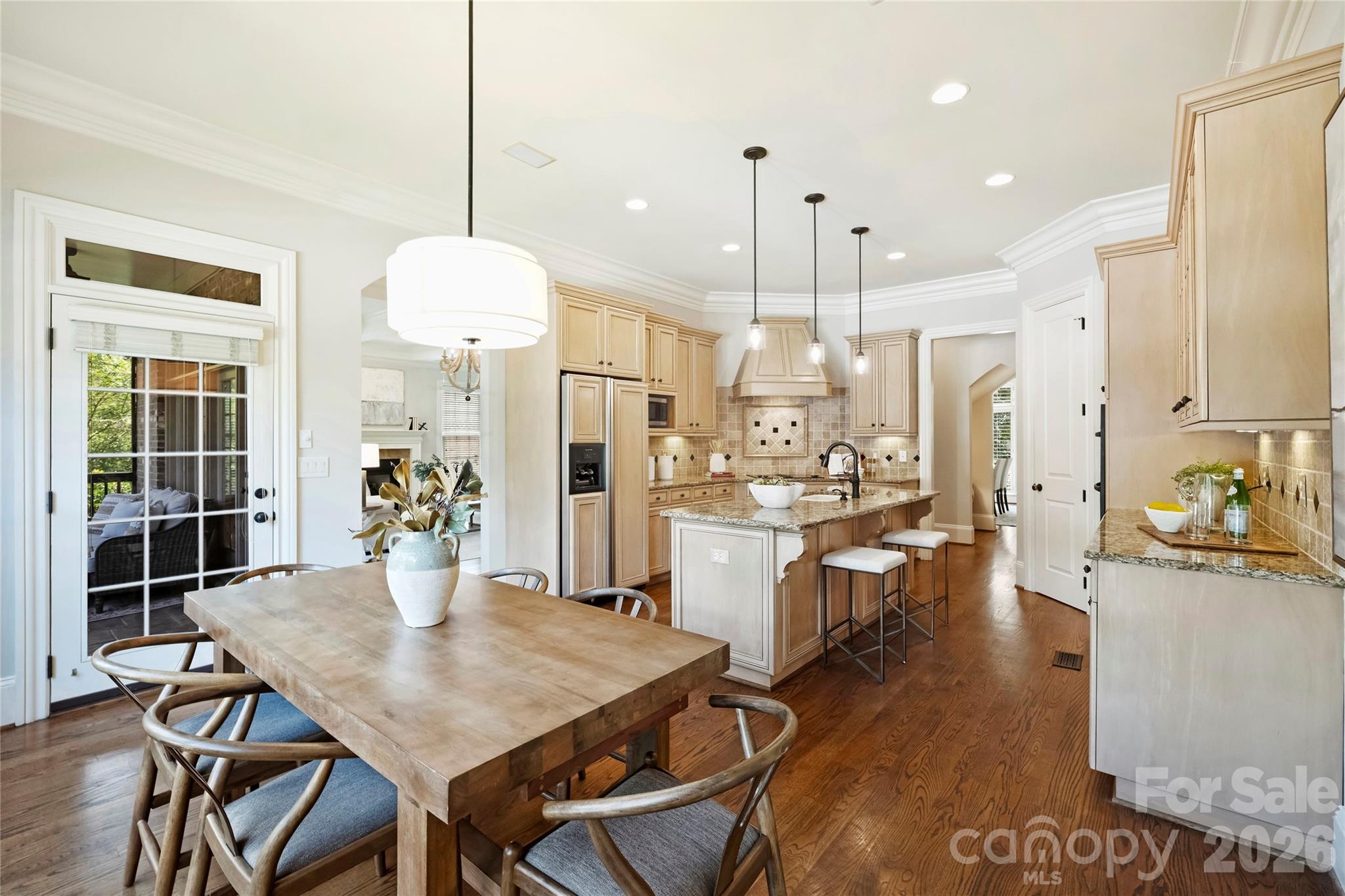 1501 Venetian Way Drive