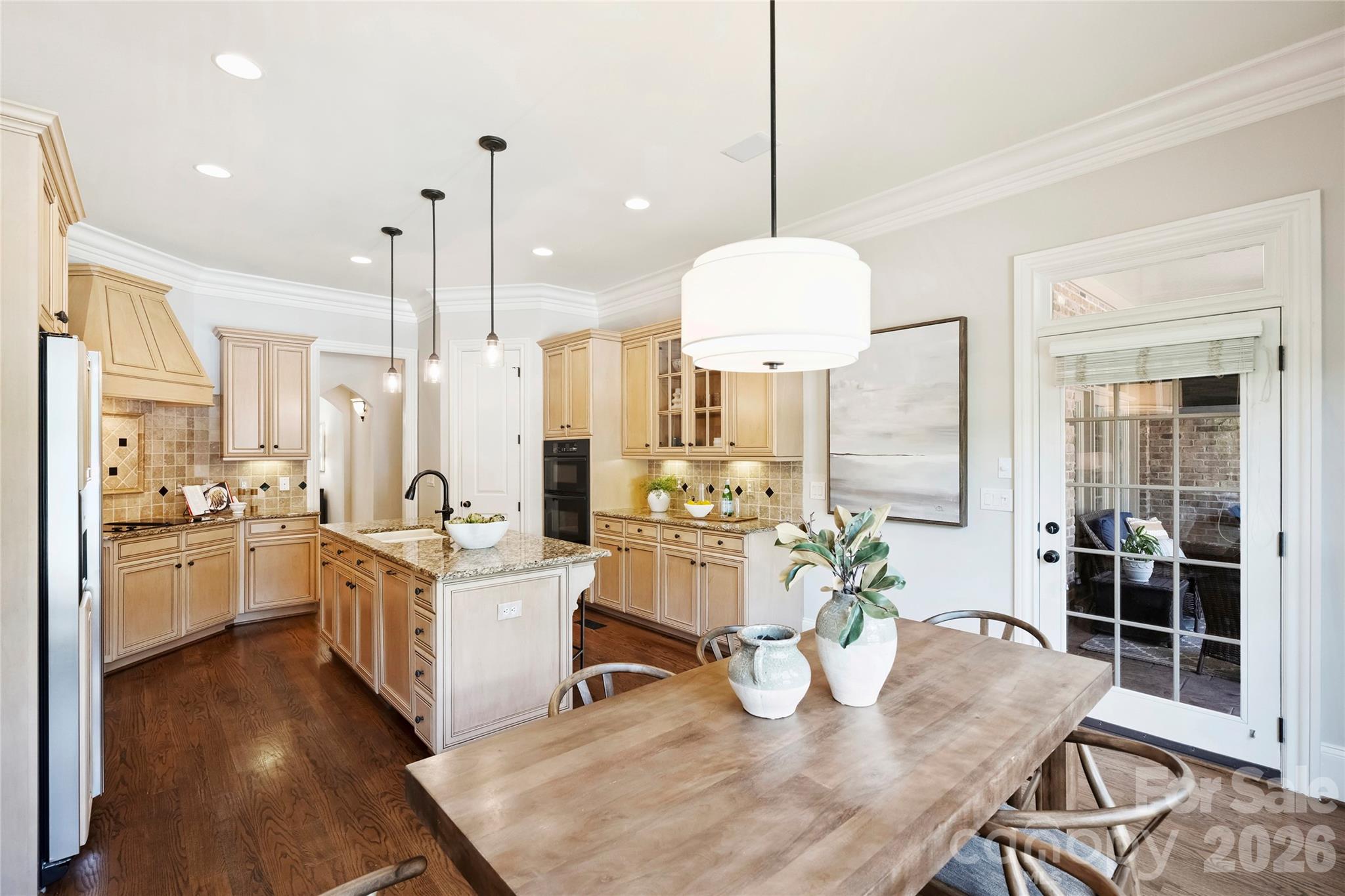 1501 Venetian Way Drive