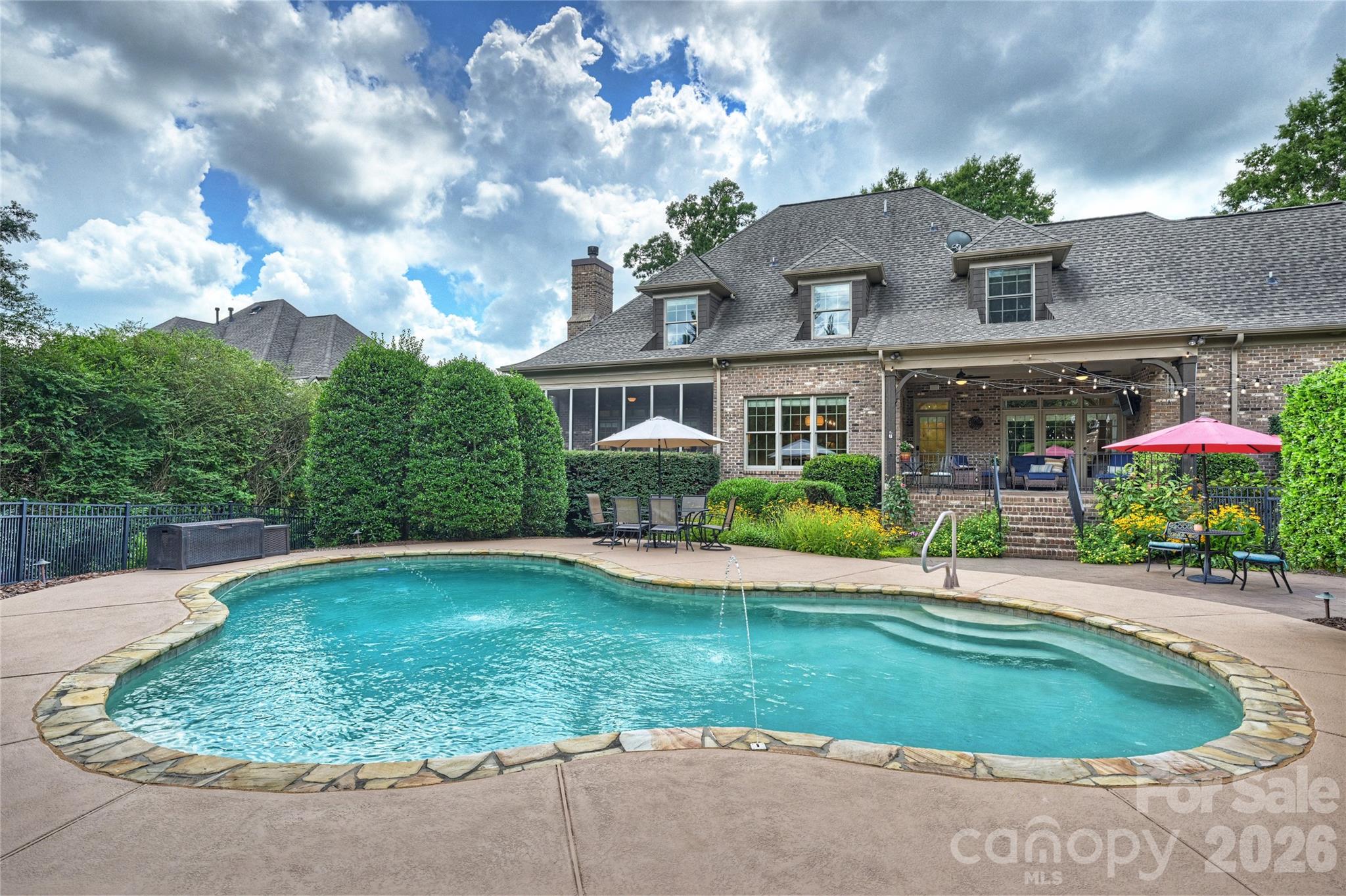 1501 Venetian Way Drive