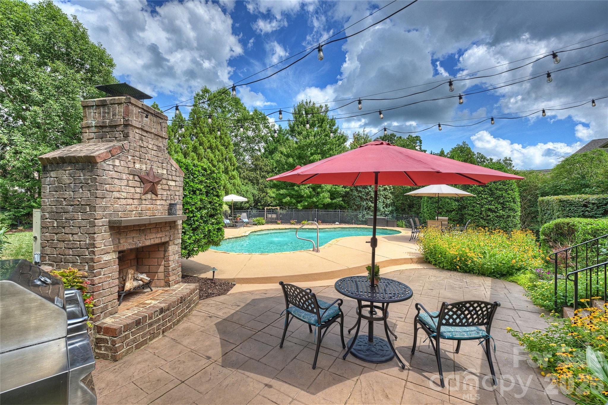 1501 Venetian Way Drive
