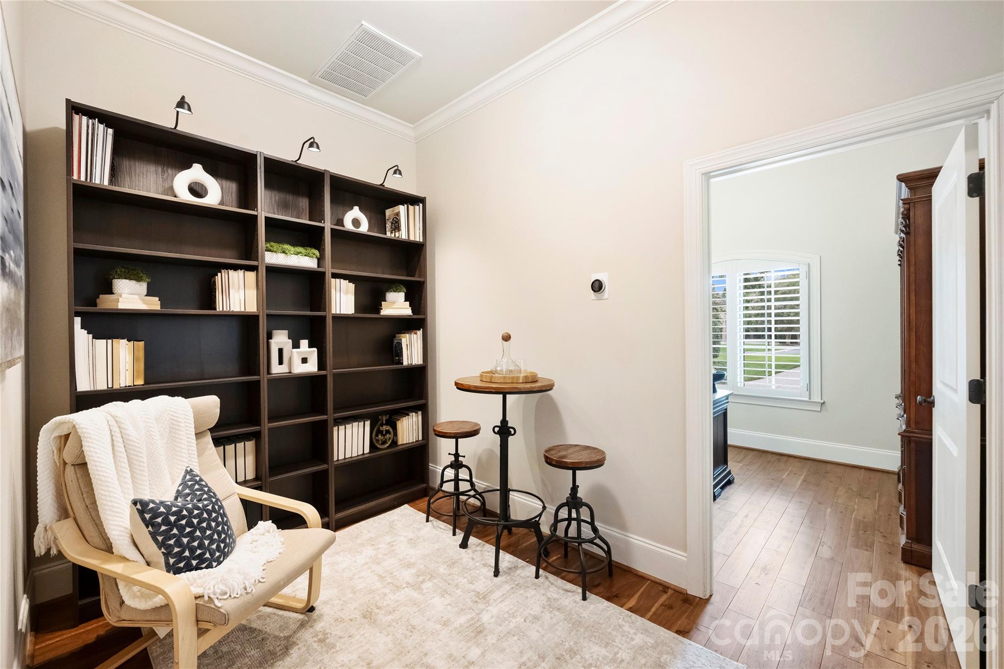 1501 Venetian Way Drive