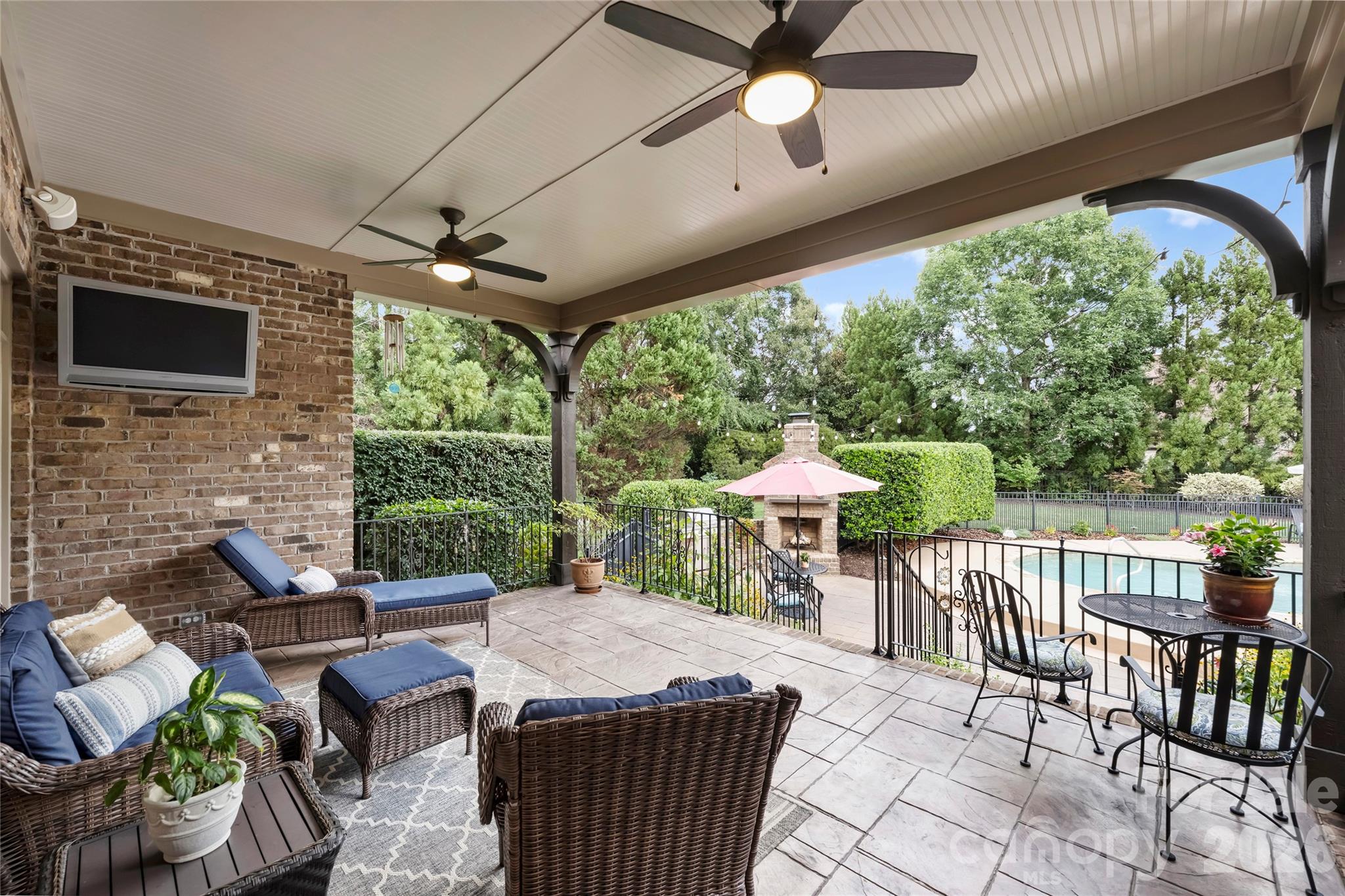 1501 Venetian Way Drive
