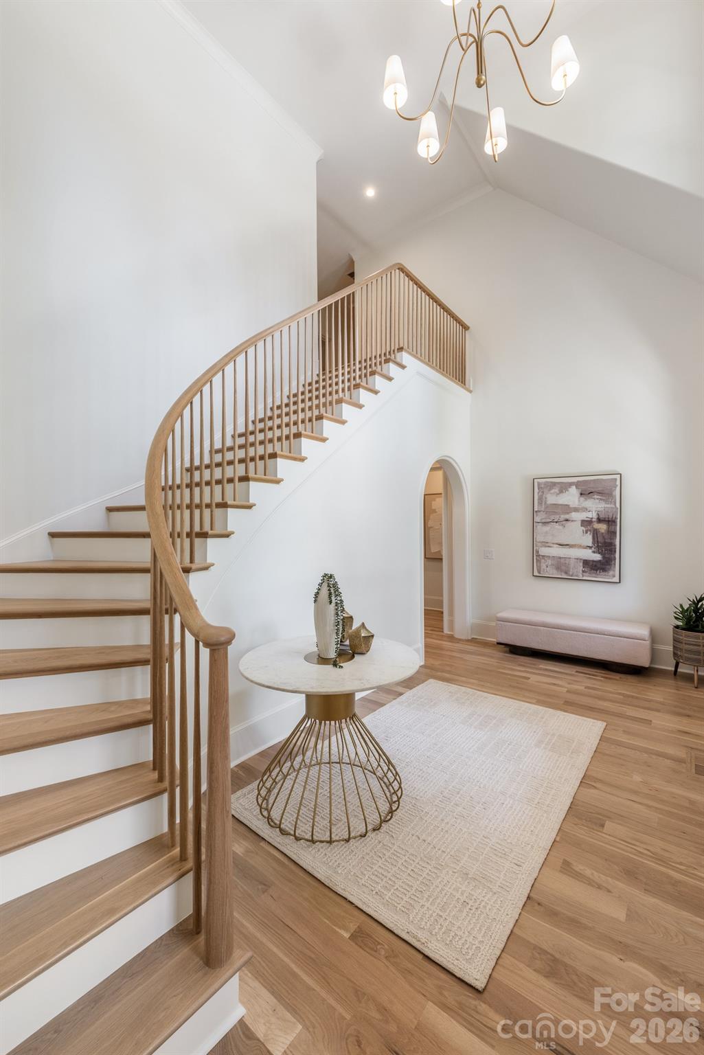237 N Canterbury Road