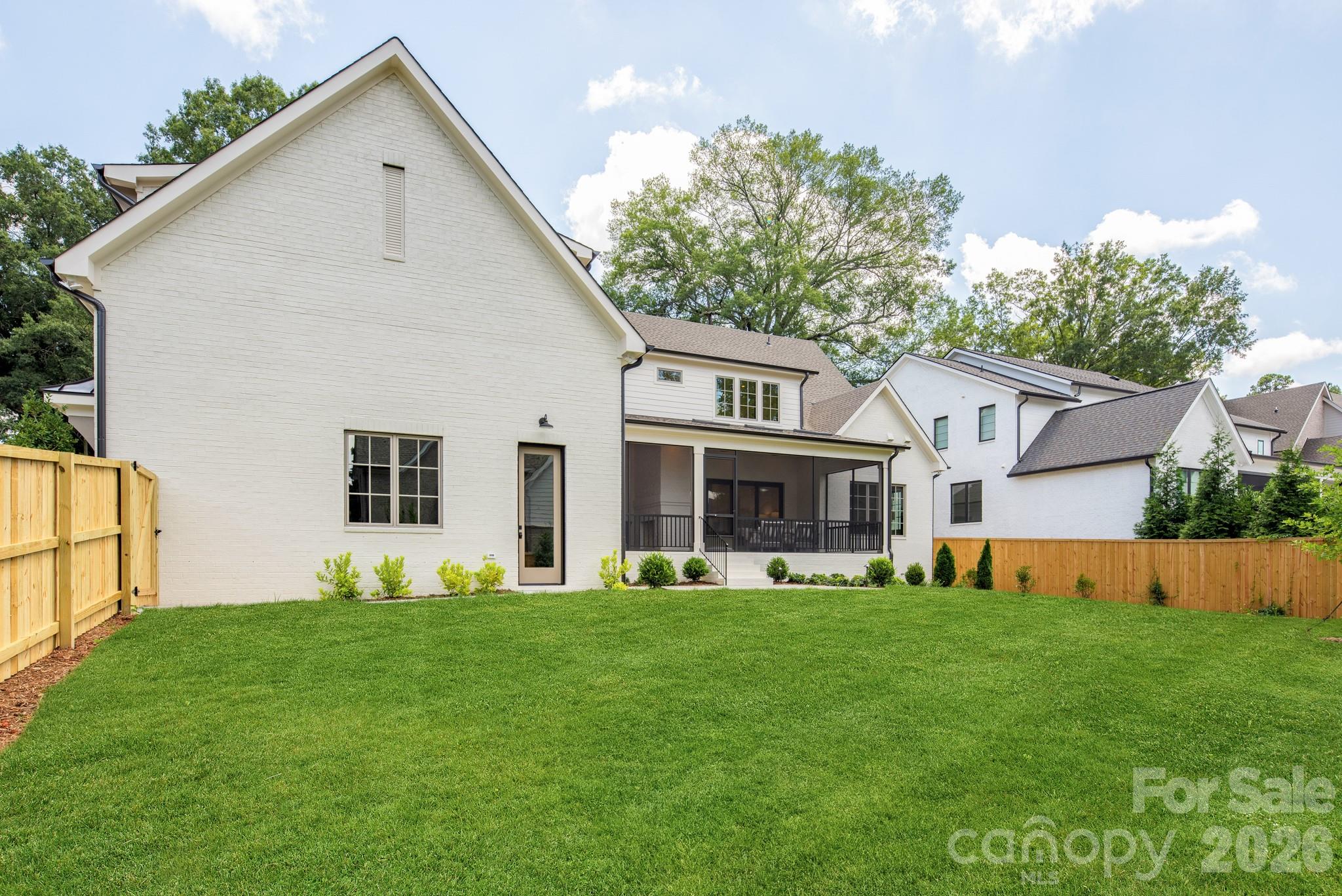 237 N Canterbury Road