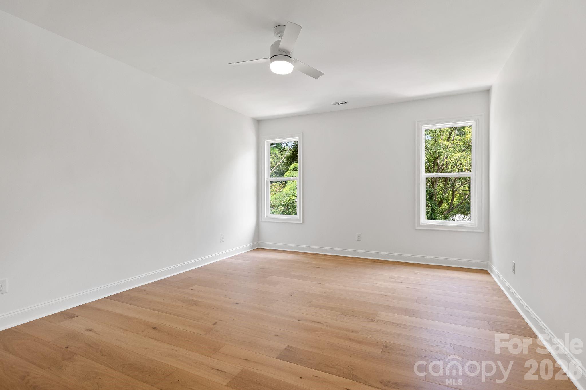 815 Manhasset Road