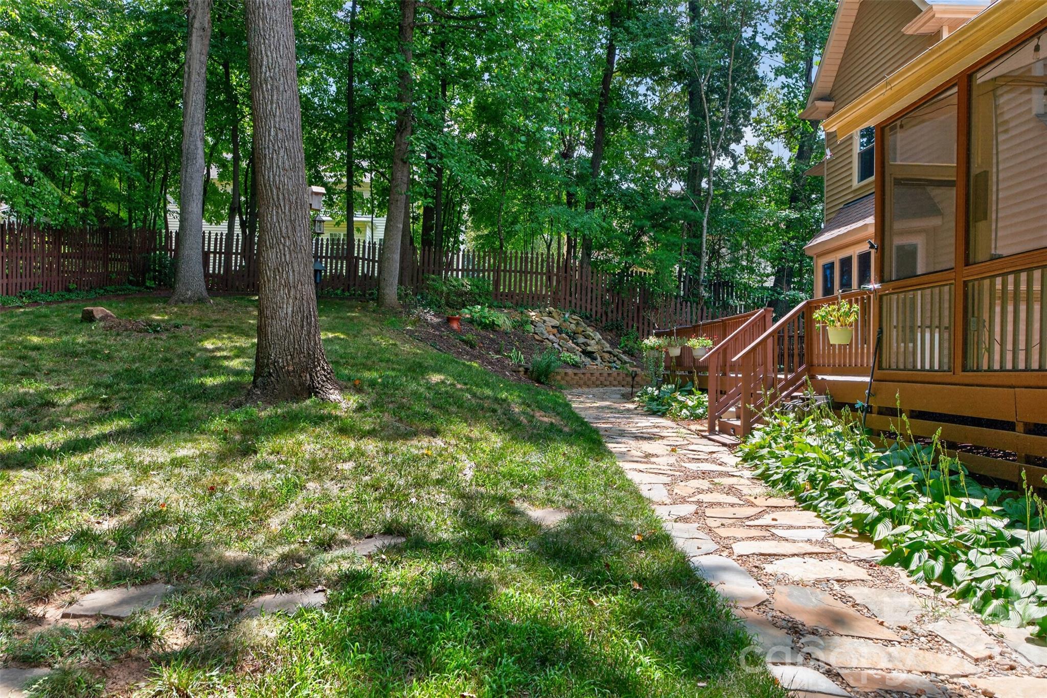 8011 Alba Court