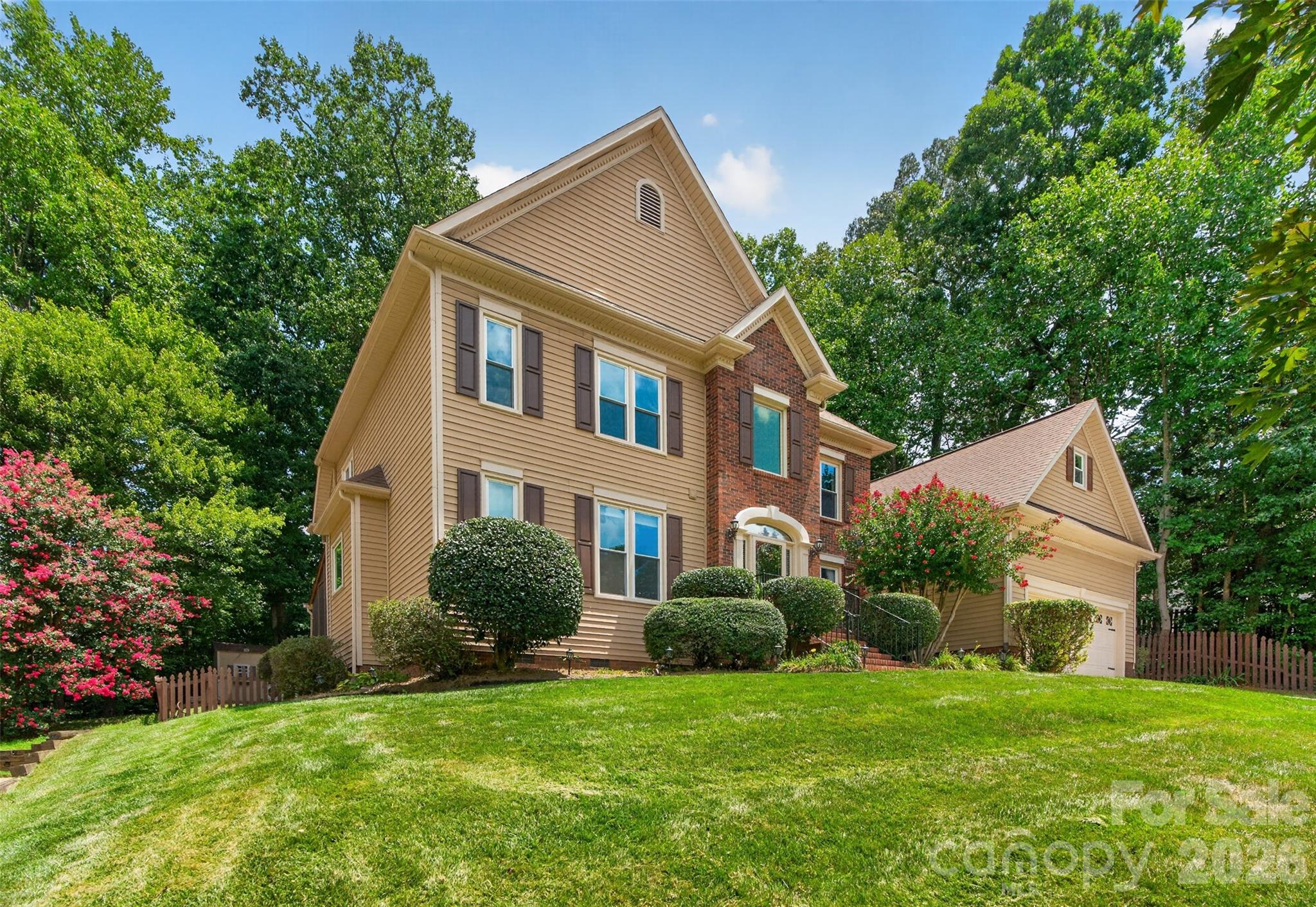 8011 Alba Court