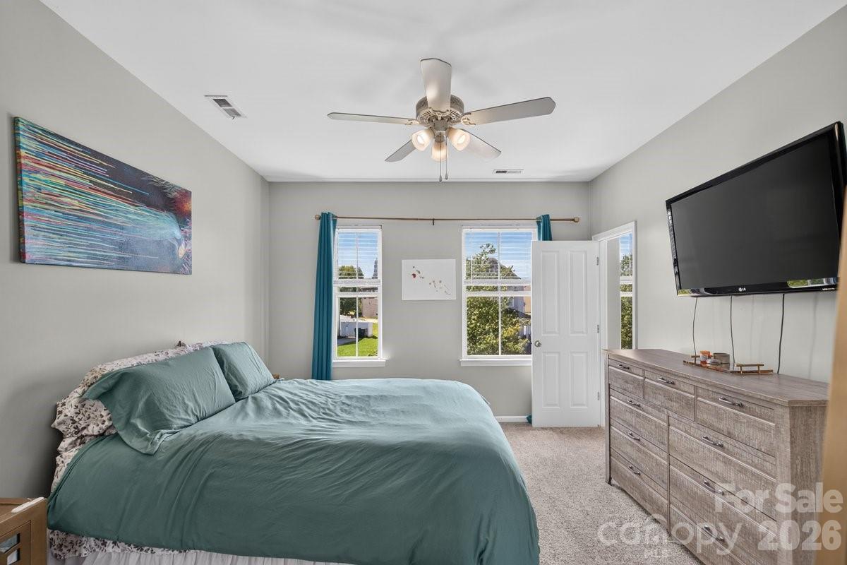 1308 Rising Oak Drive