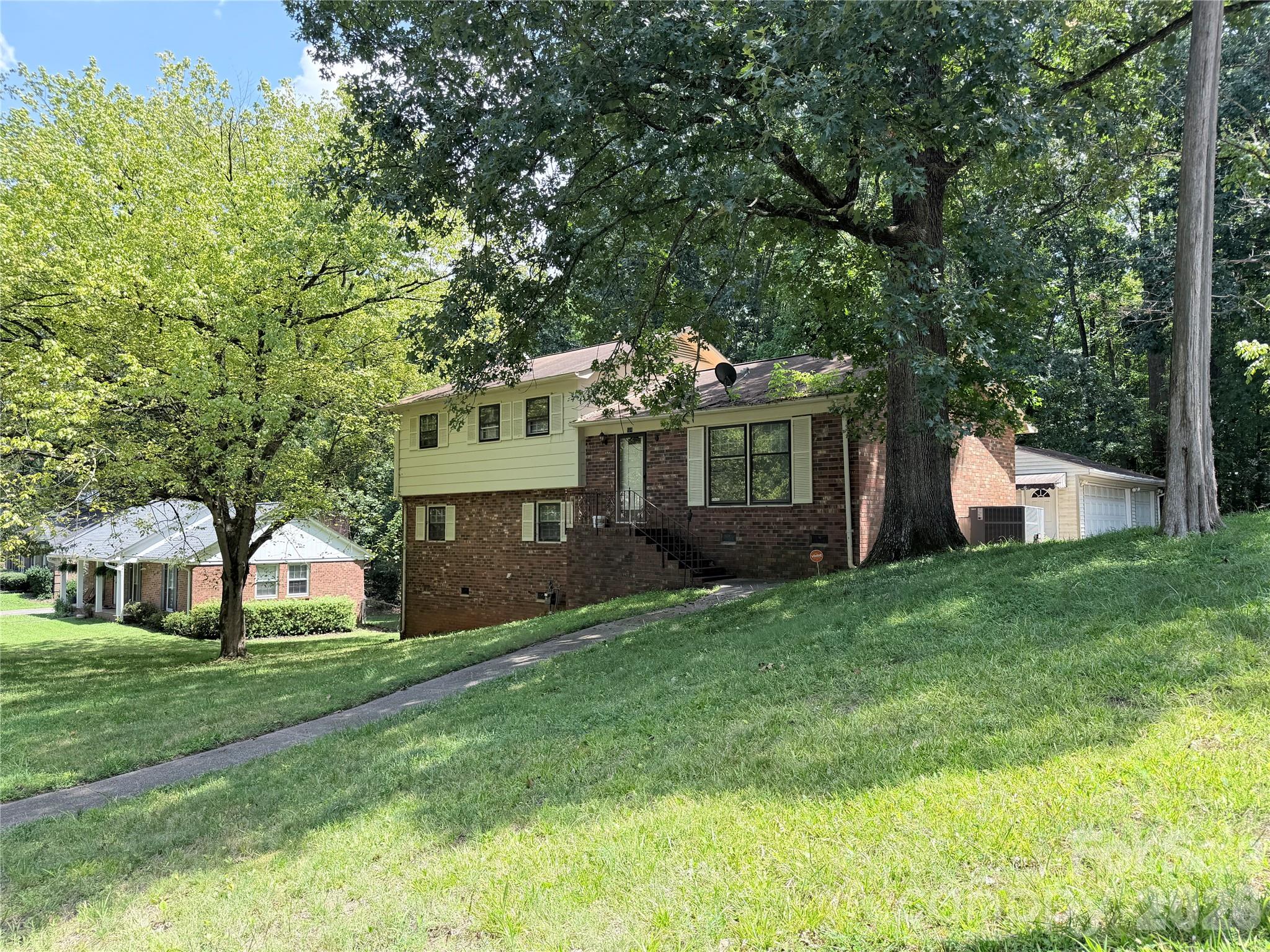 931 Pineborough Road